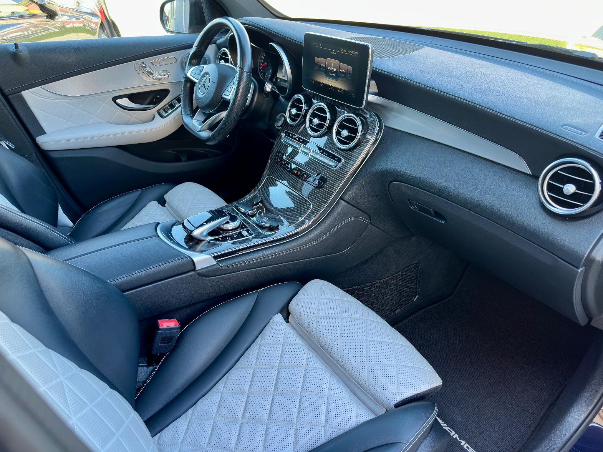 Mercedes GLC 43 AMG 4Matic 9G-TRONIC / Full options (2019) - Foto 18