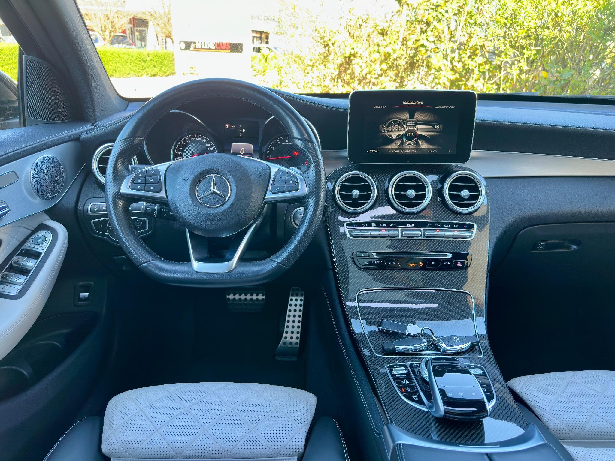 Mercedes GLC 43 AMG 4Matic 9G-TRONIC / Full options (2019) - Foto 20