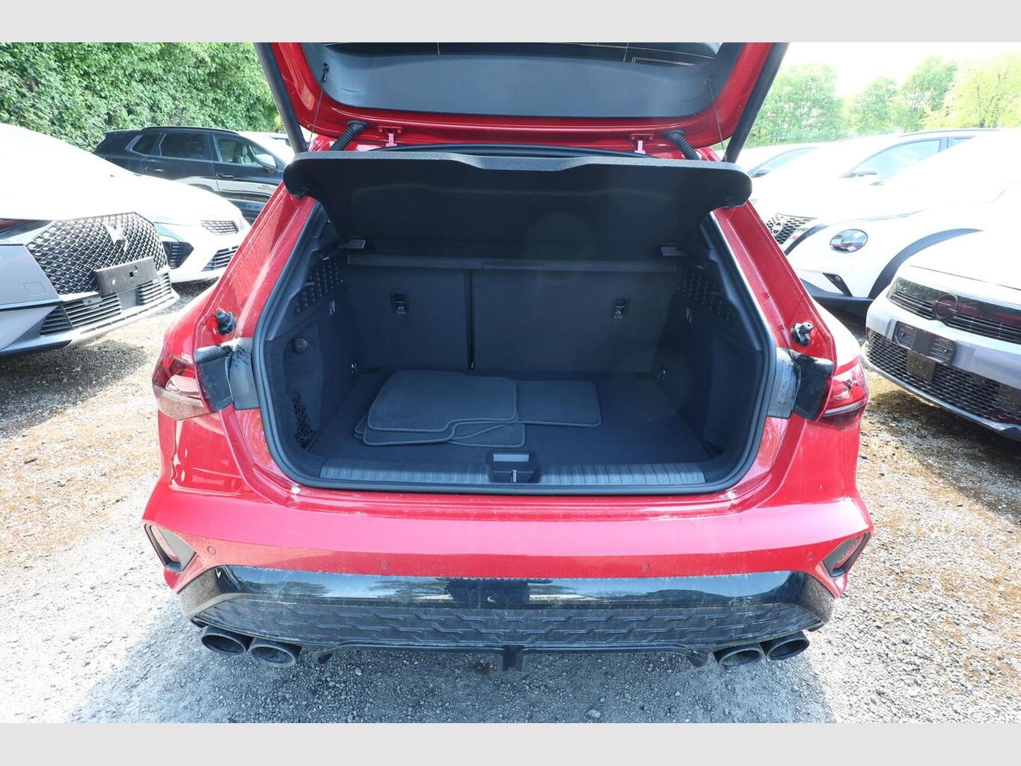Audi S3 Sportback Matrix Nav (2026) - Foto 11