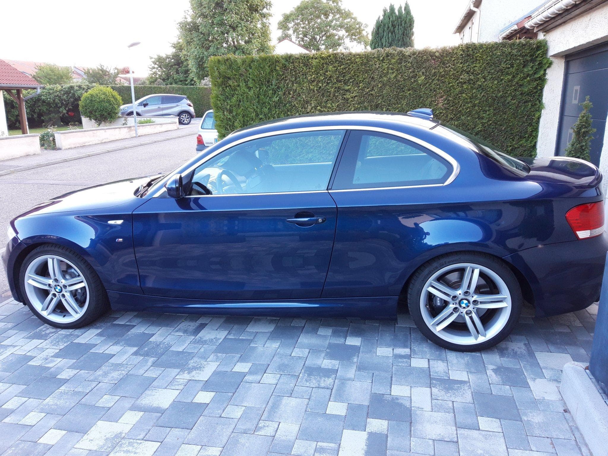 BMW 135 (2009) - Foto 1