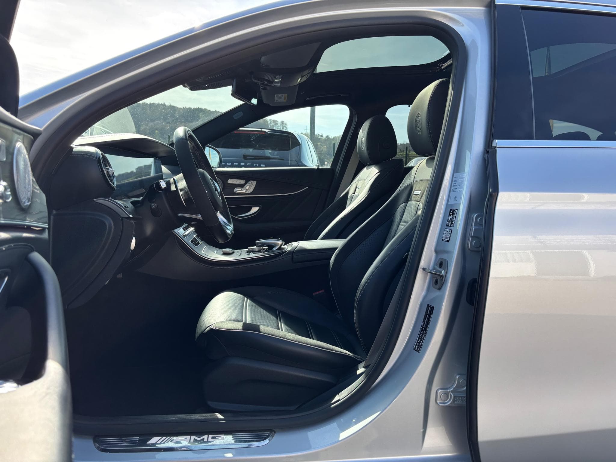 Mercedes E 63 AMG AMG E 63 S 4Matic+ T 9G-TRONIC (2019) - Photo 12