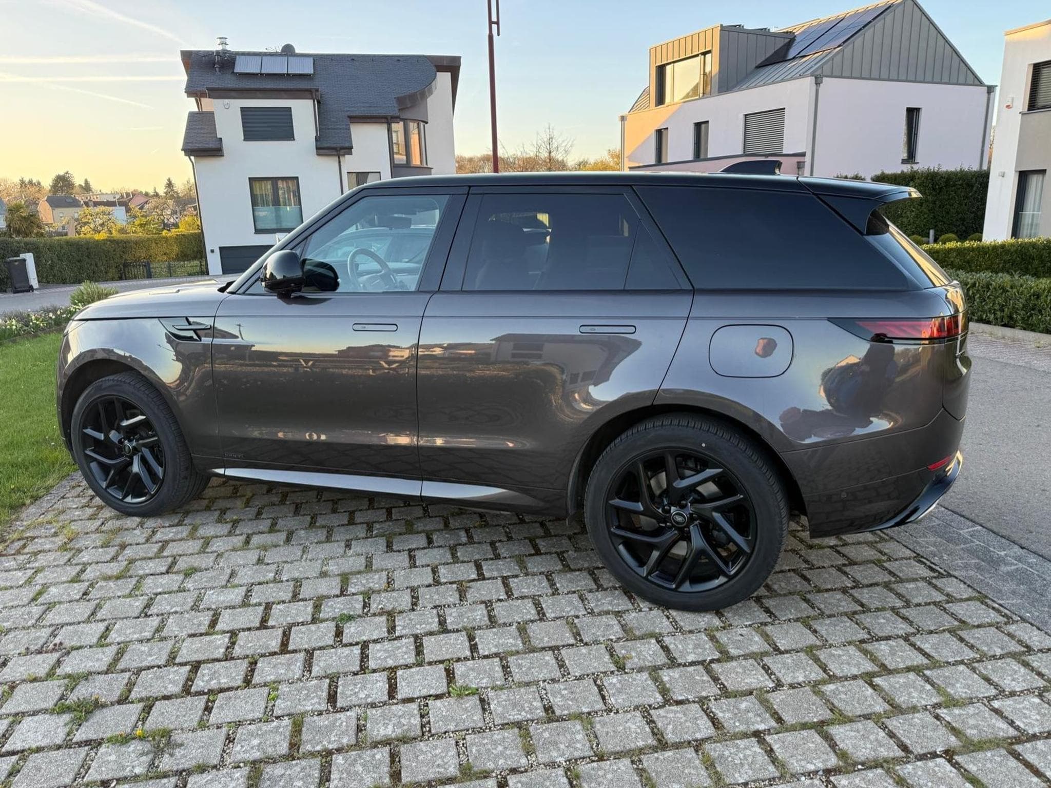 Land-Rover Range Rover Sport P550e AUTOBIOGRAPHY (2024) - Photo 6