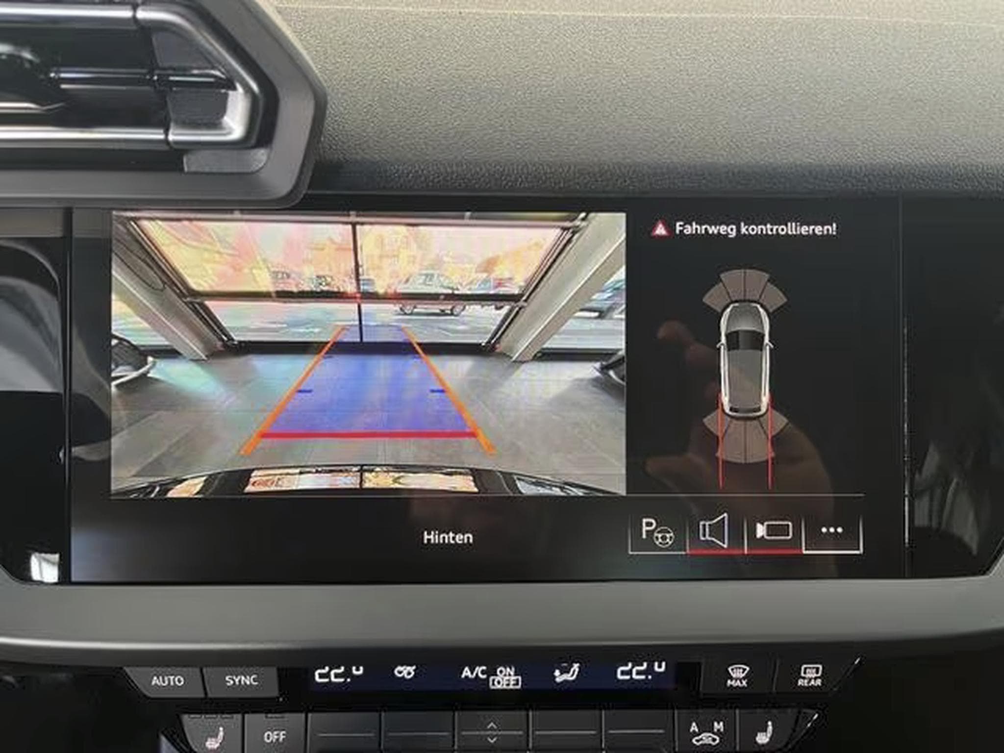 Audi A3 Sportback 1.5 TFSI S-Line (2026) - Photo 11