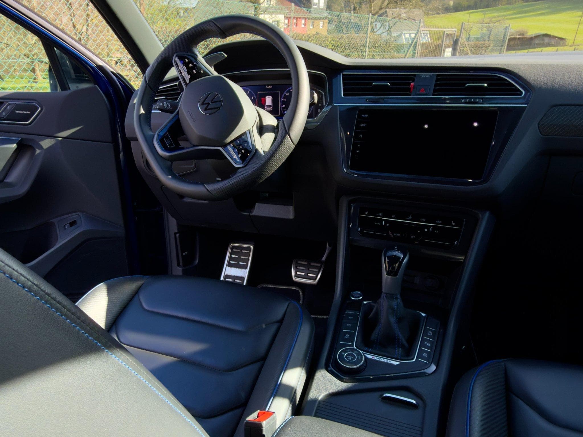 VW Tiguan R (2021) - Photo 2