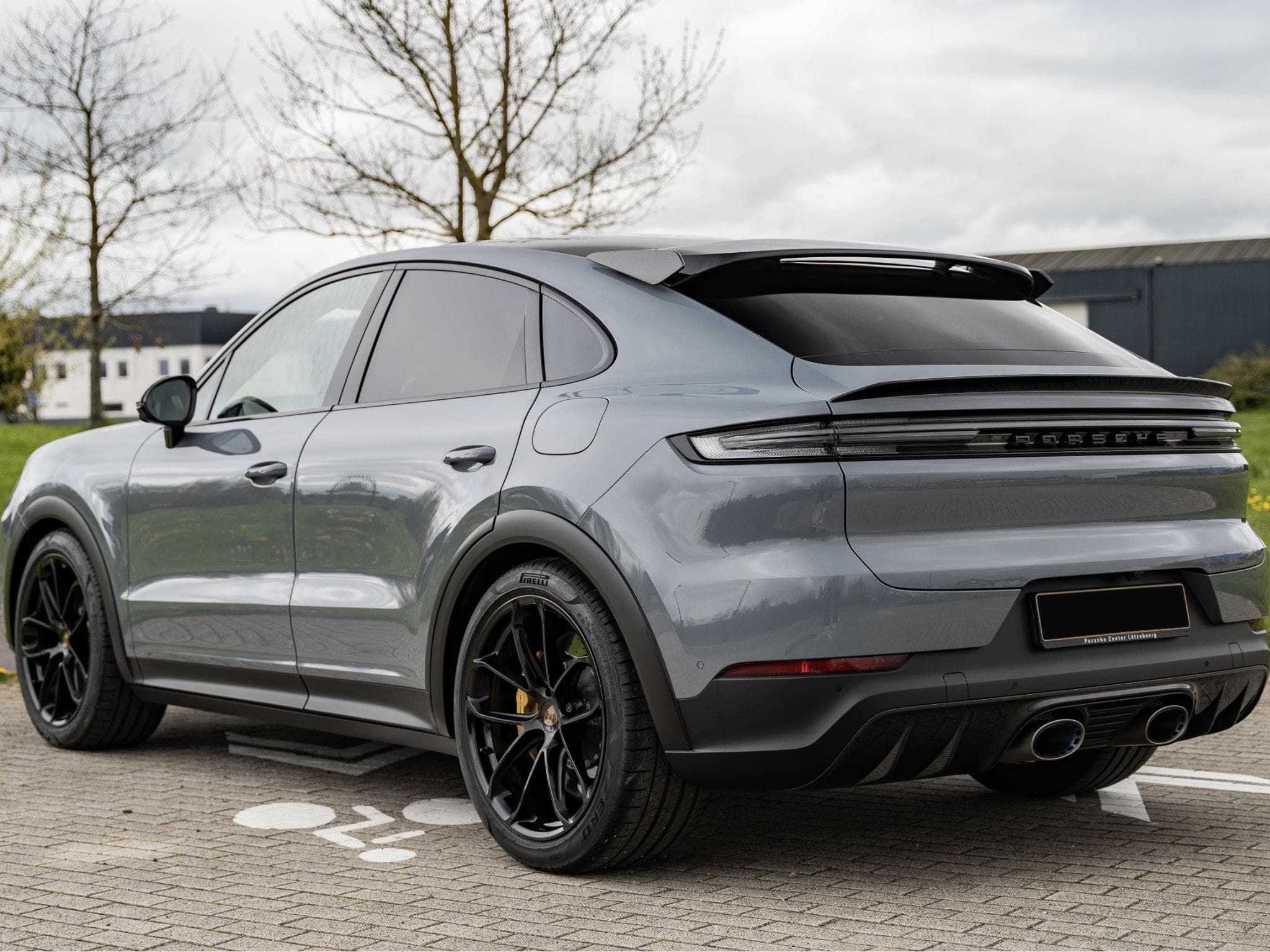 Porsche Cayenne Porsche Cayenne Turbo E-Hybrid Coupé GT (2025) - Photo 6