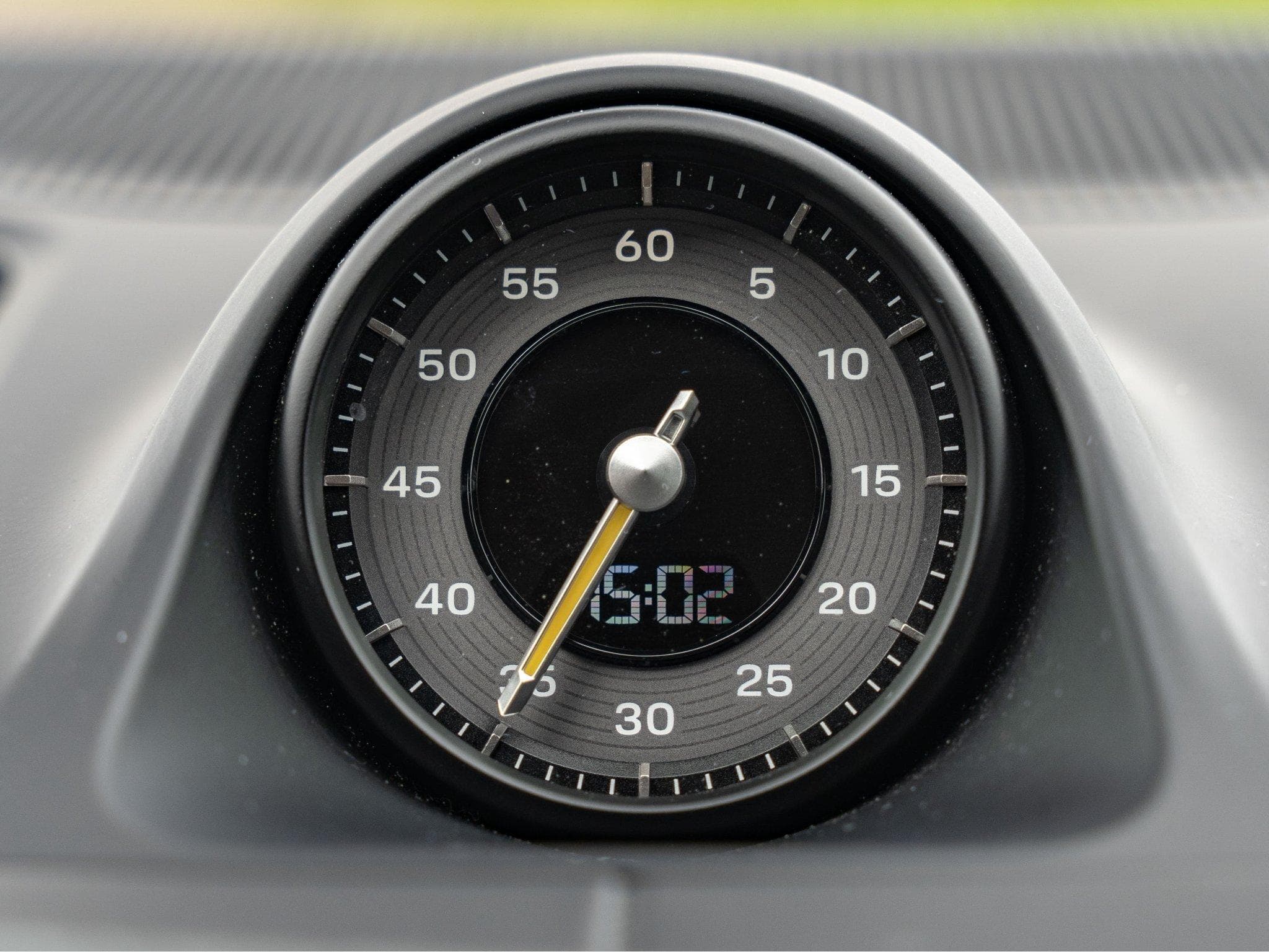 Porsche Cayenne Porsche Cayenne Turbo E-Hybrid Coupé GT (2025) - Photo 12