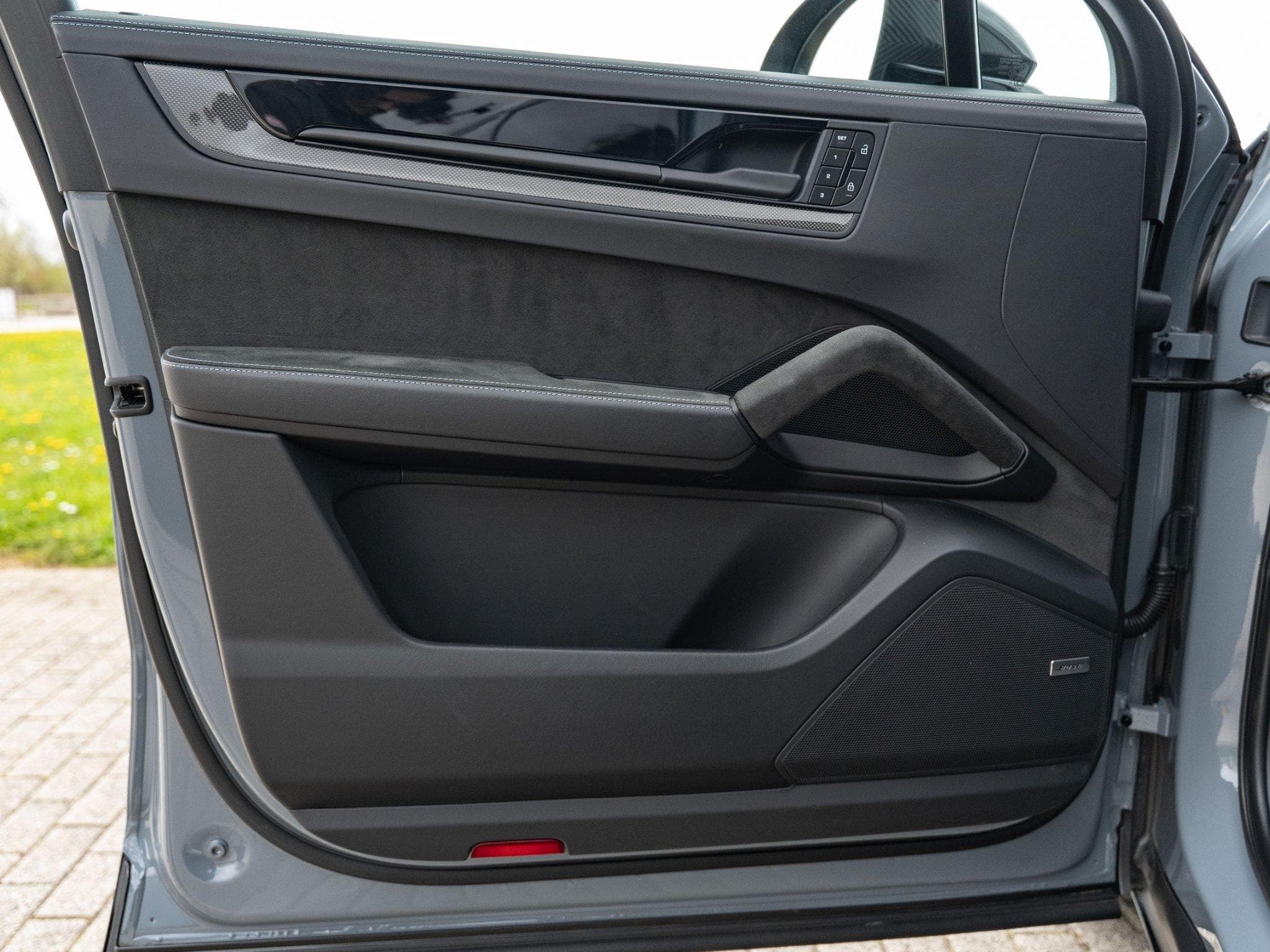 Porsche Cayenne Porsche Cayenne Turbo E-Hybrid Coupé GT (2025) - Photo 13