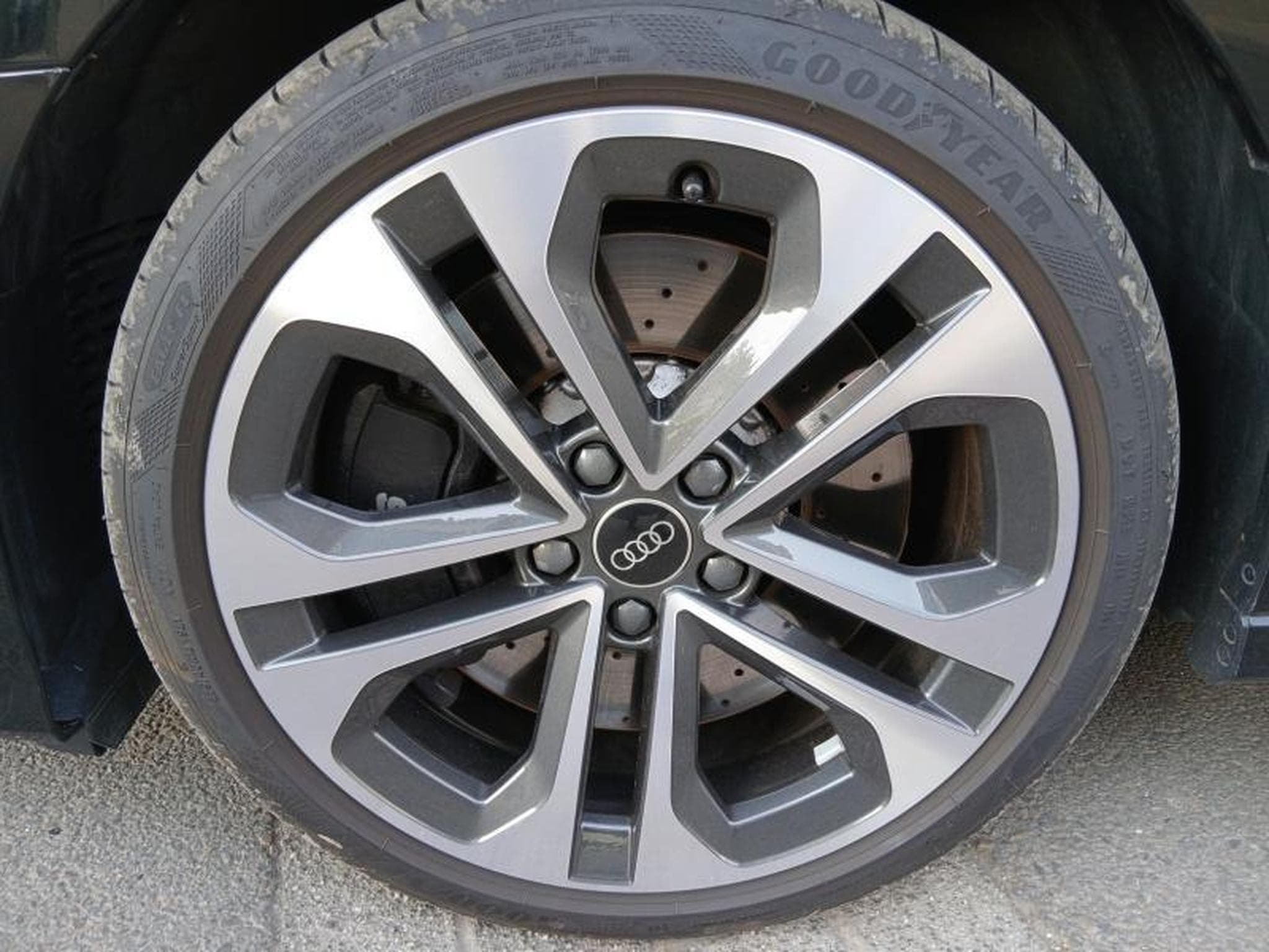 Audi S3 Sportback TFSI quattro s-tronic (2024) - Foto 7