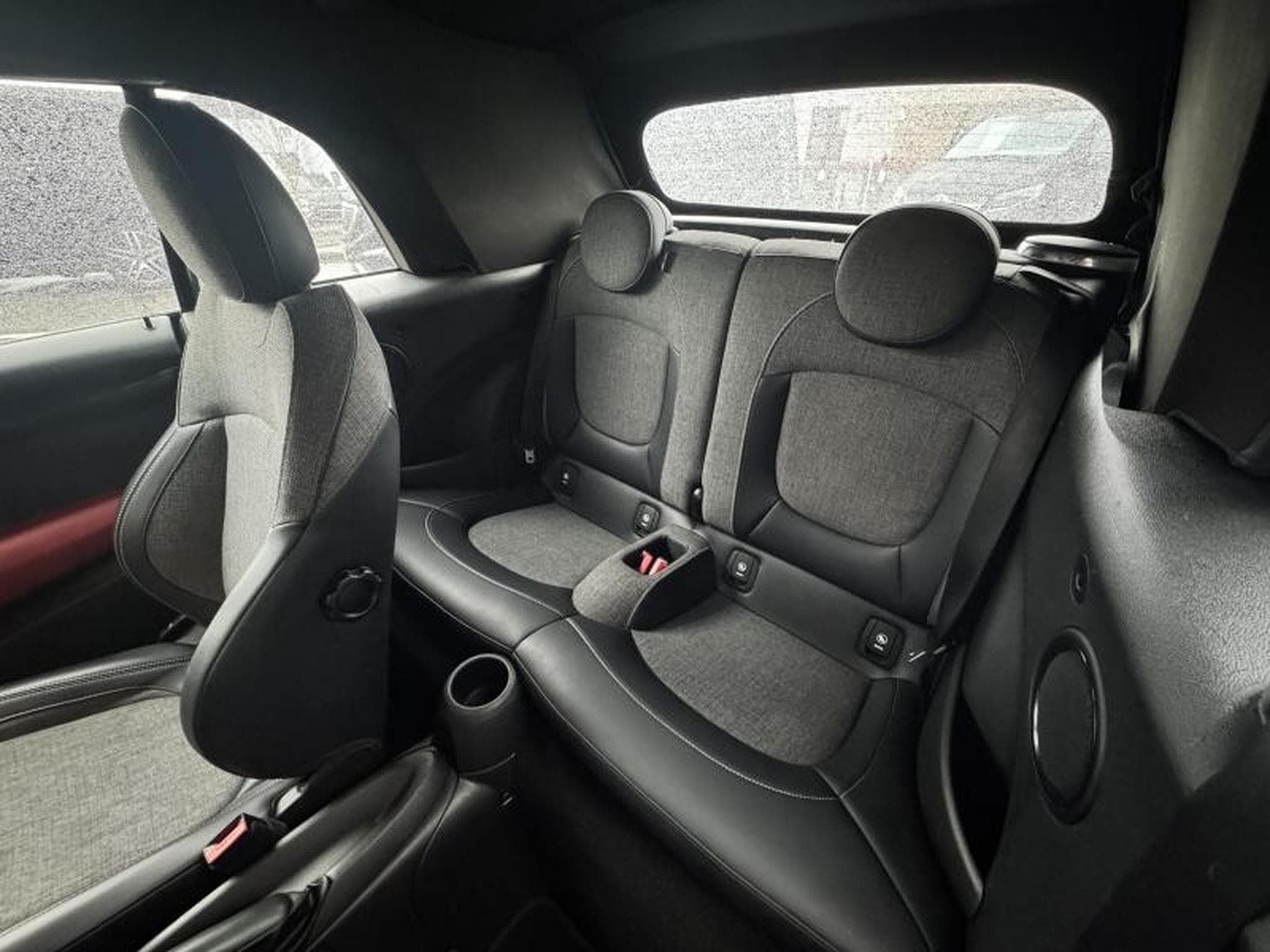 Mini Cooper Kit JCW (2017) - Photo 10