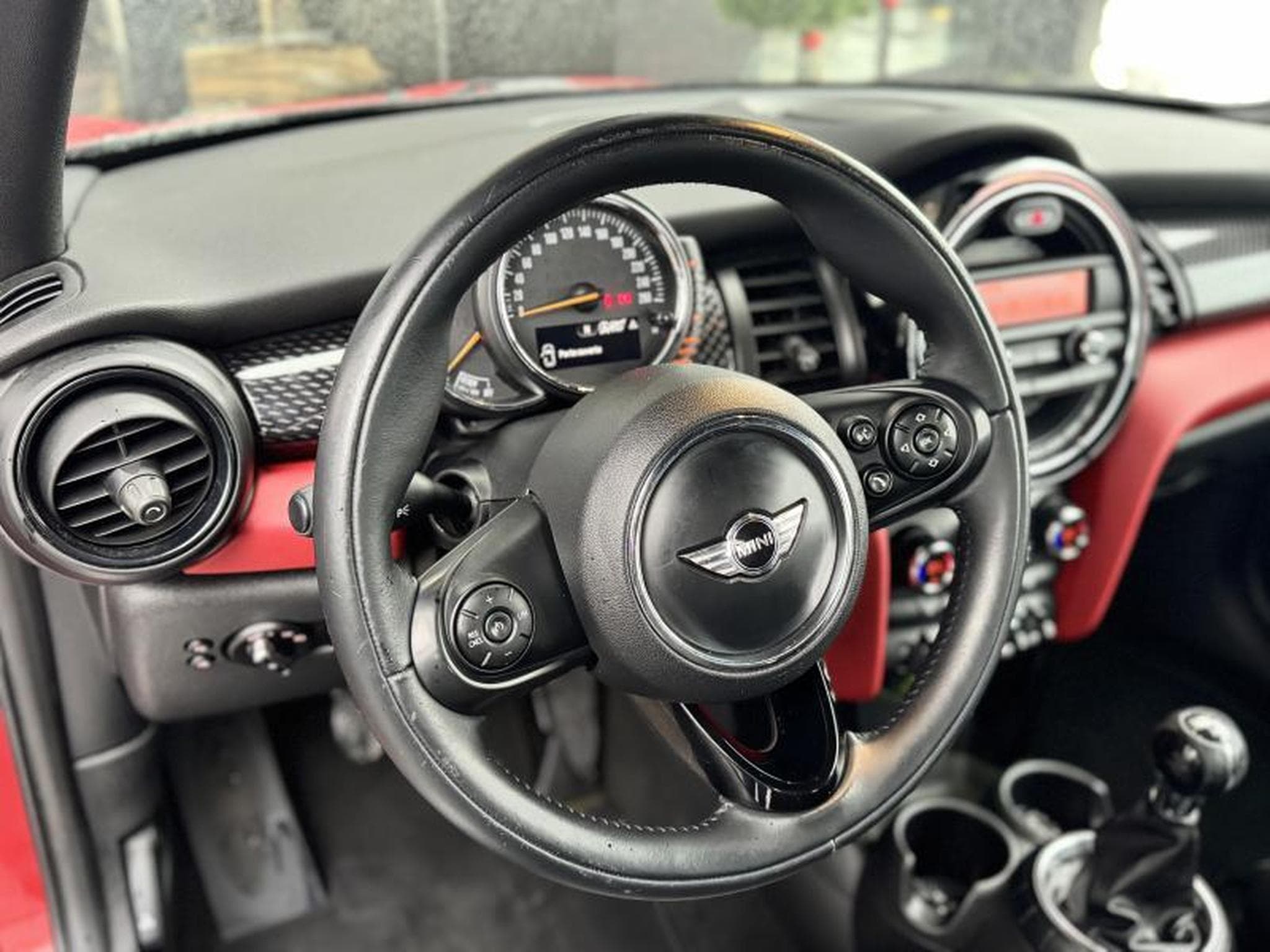 Mini Cooper Kit JCW (2017) - Photo 5
