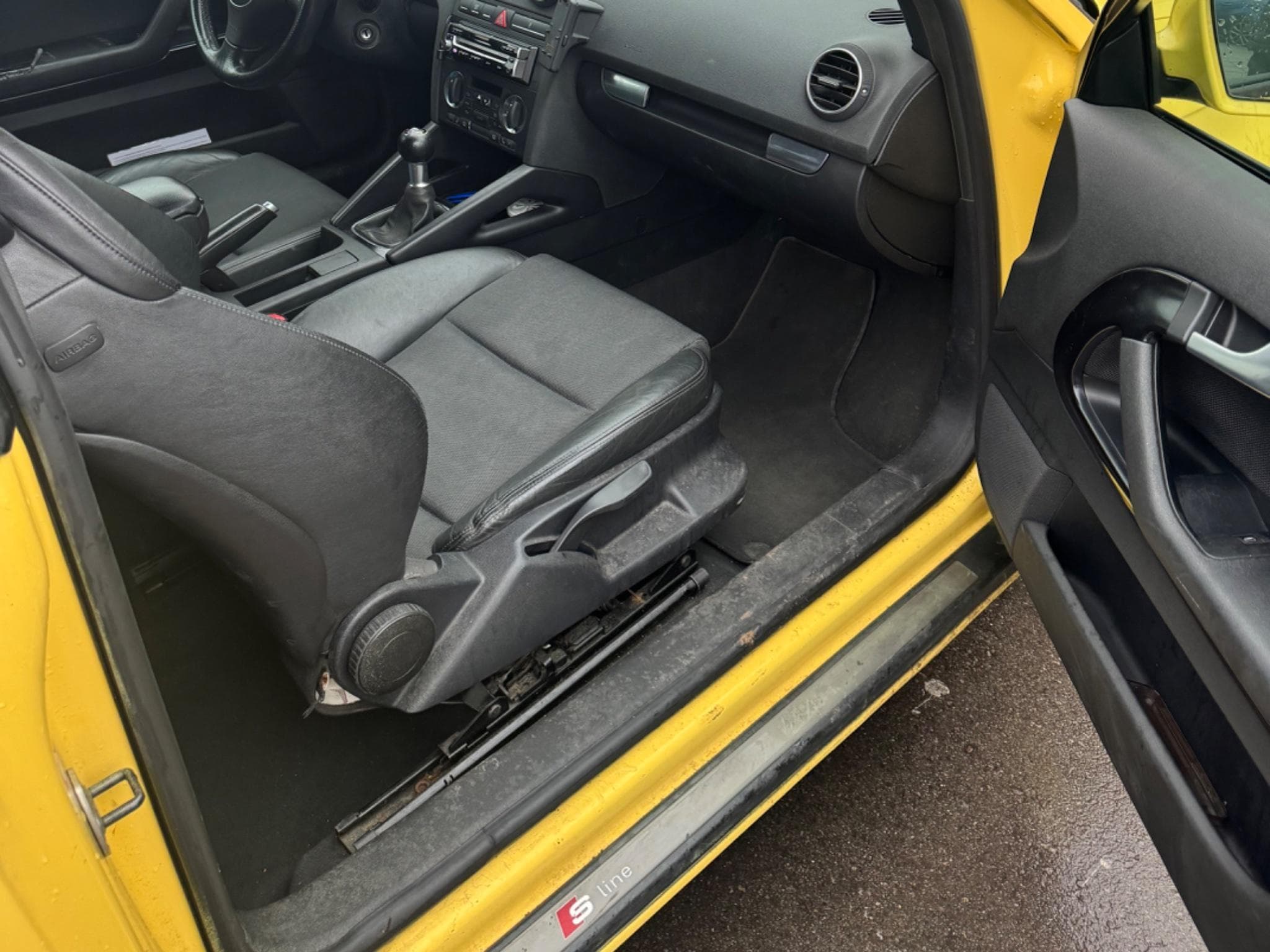 Audi A3 1.9 105 ps (2004) - Photo 3