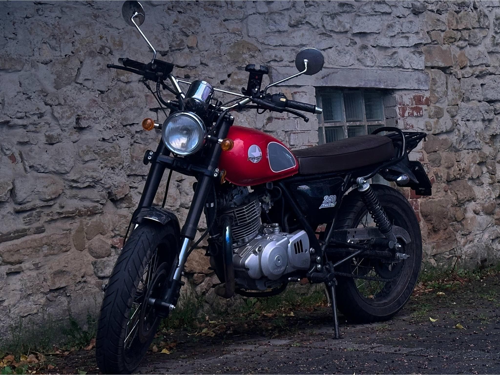 Mash Two Fifty (2017) - Foto 1