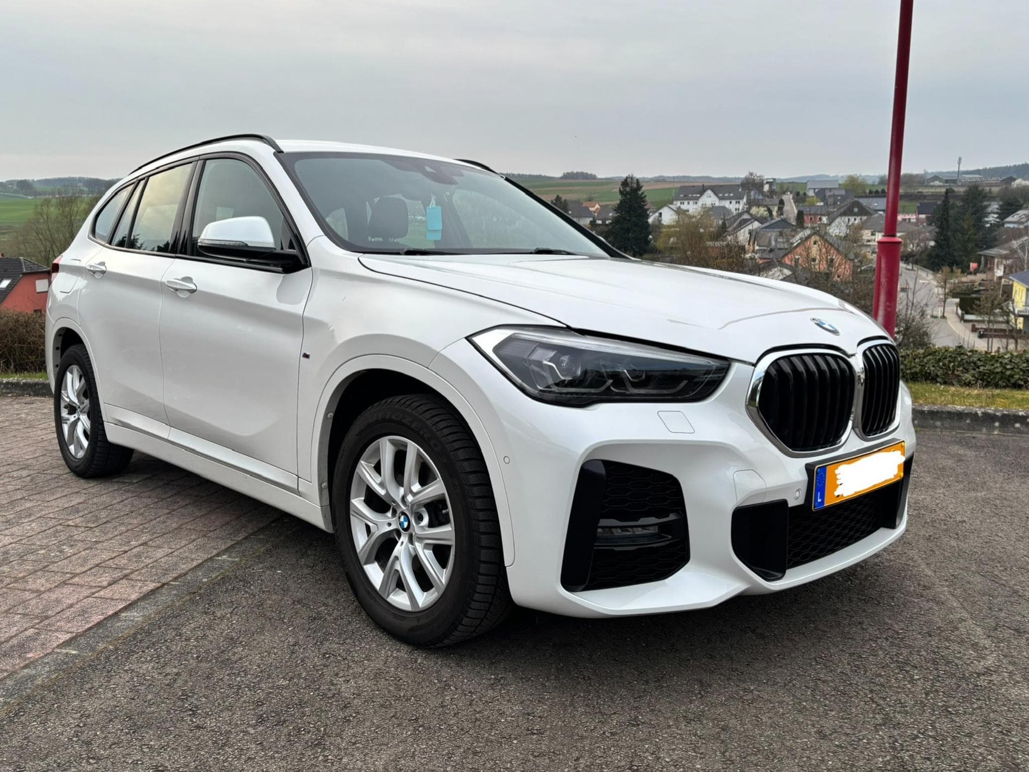 BMW X1 sDrive18d Aut. M Sport (2019) - Photo 3