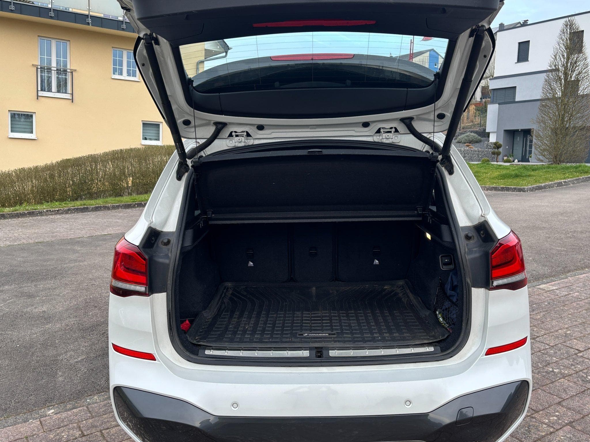 BMW X1 sDrive18d Aut. M Sport (2019) - Photo 9