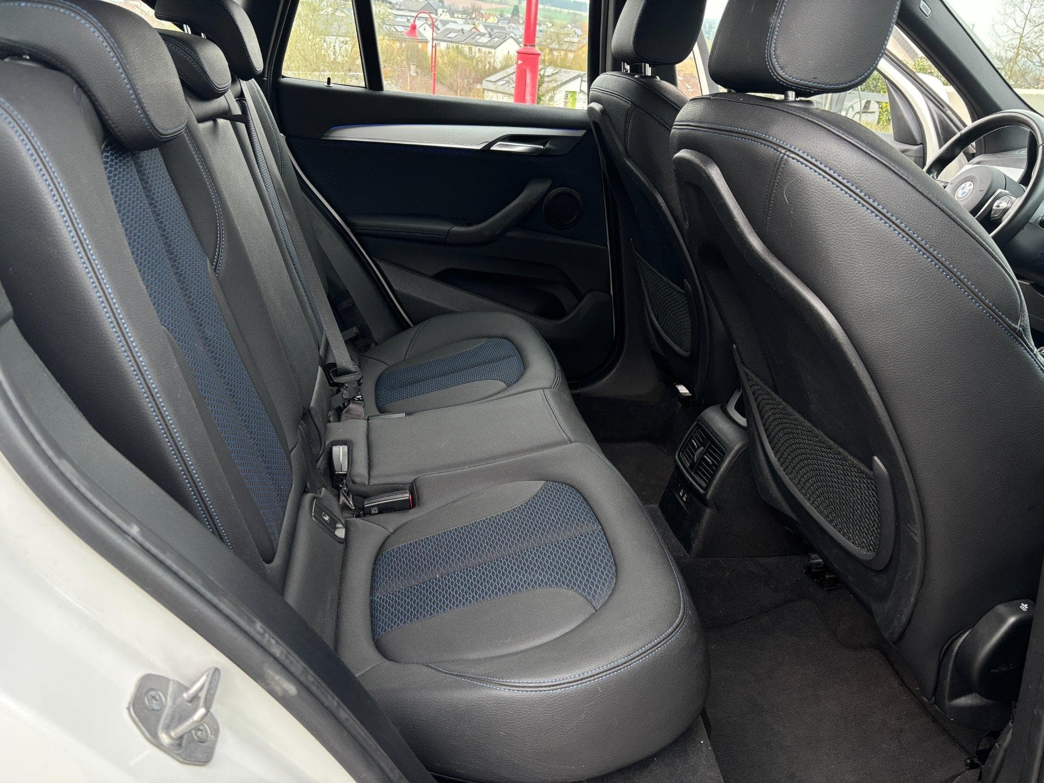 BMW X1 sDrive18d Aut. M Sport (2019) - Photo 11