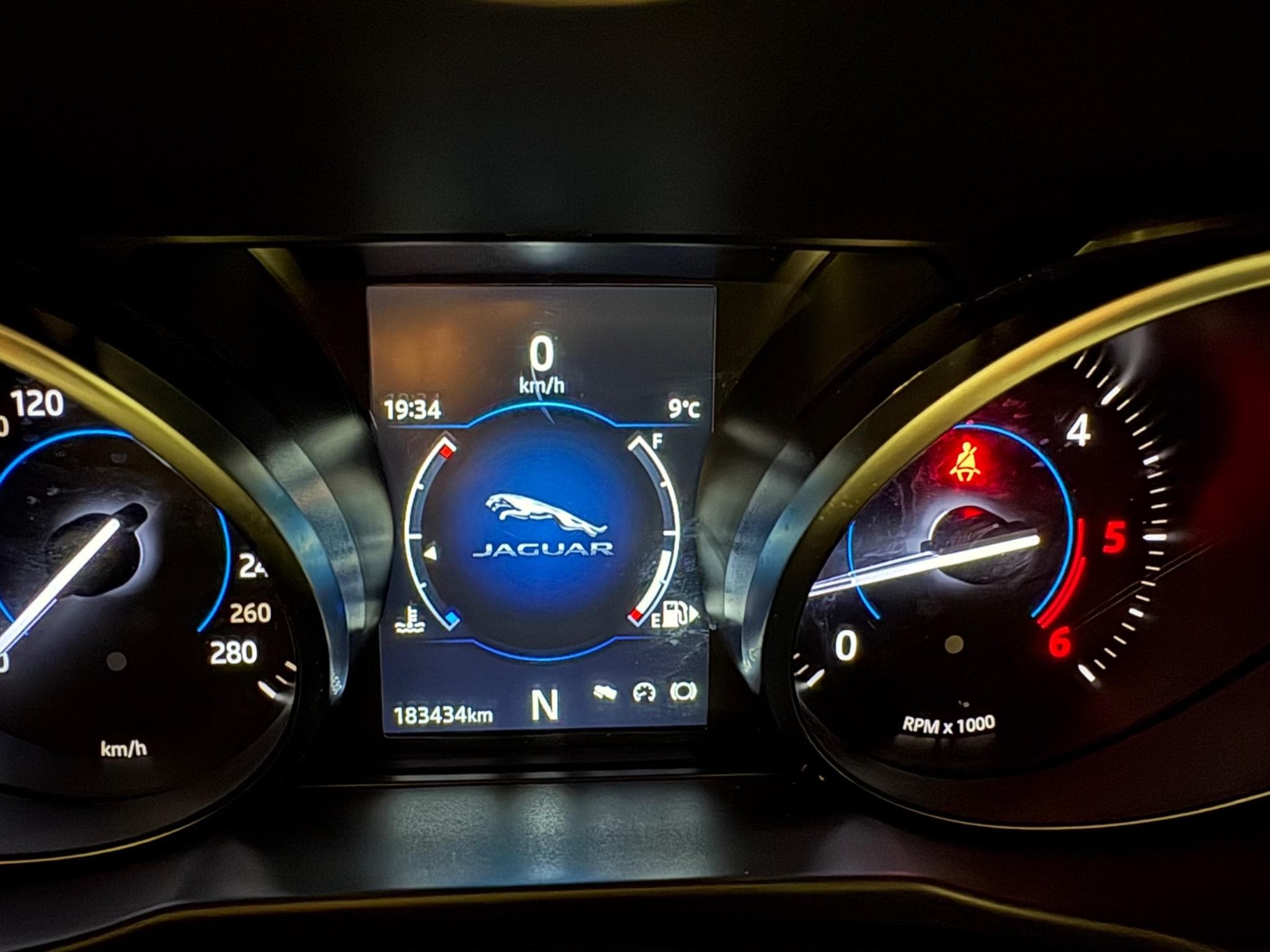 Jaguar XF Jaguar XF Sportbrake R‑Sport (2018) - Photo 10