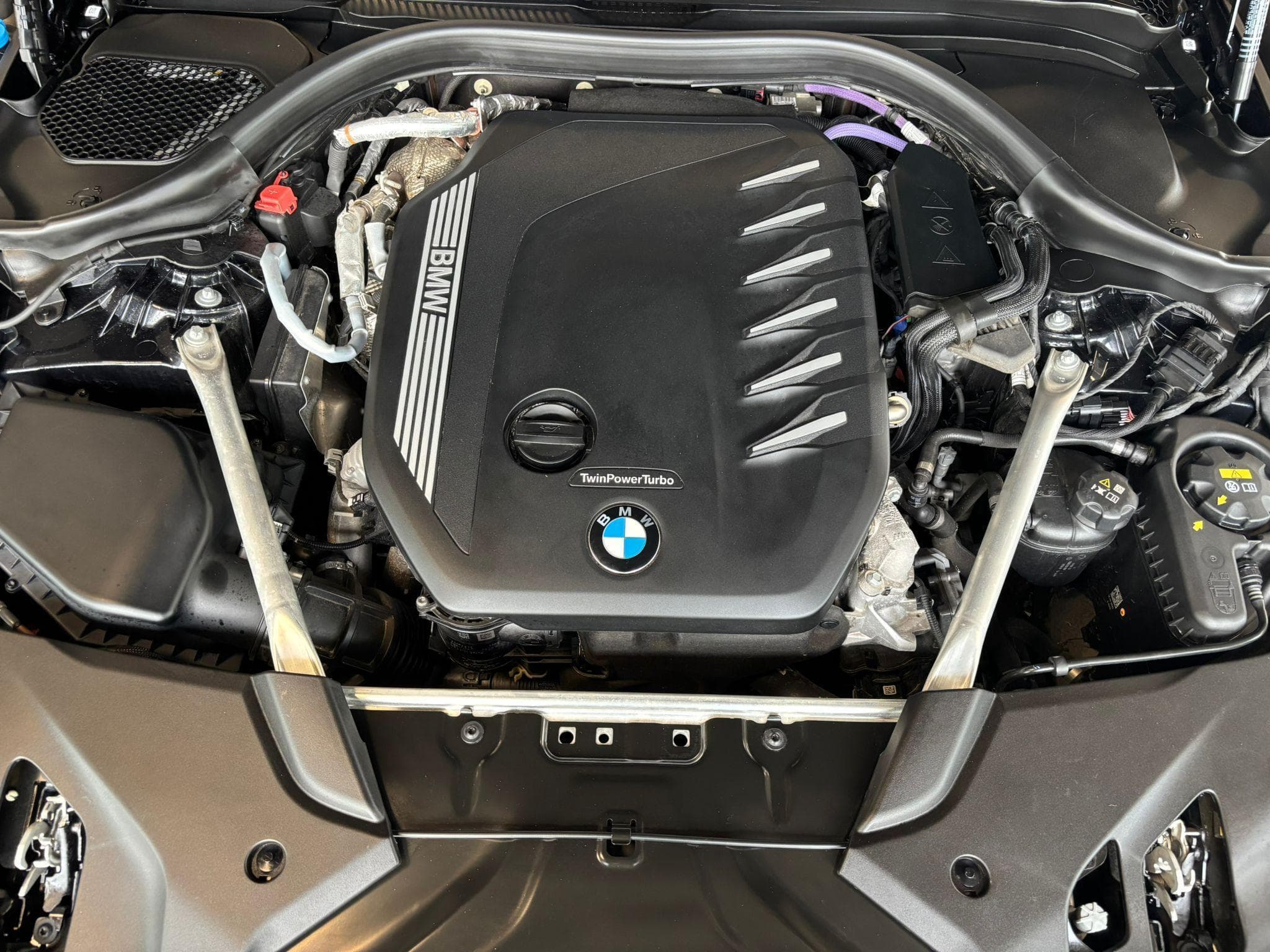 BMW 530 d xDrive M Sport (2023) - Foto 15