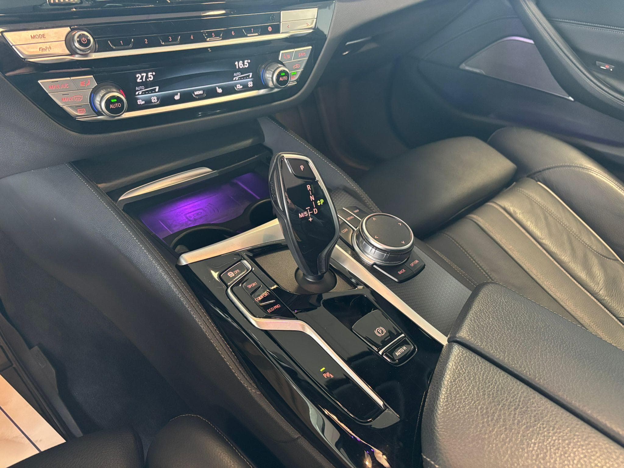 BMW 530 d xDrive M Sport (2023) - Foto 9