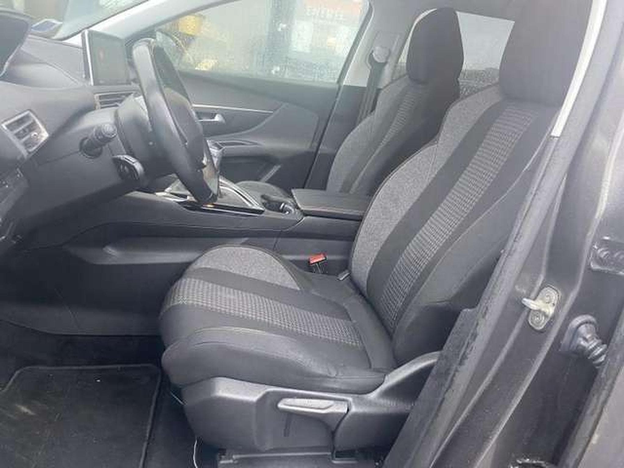 Peugeot 5008 7 places (2019) - Foto 13