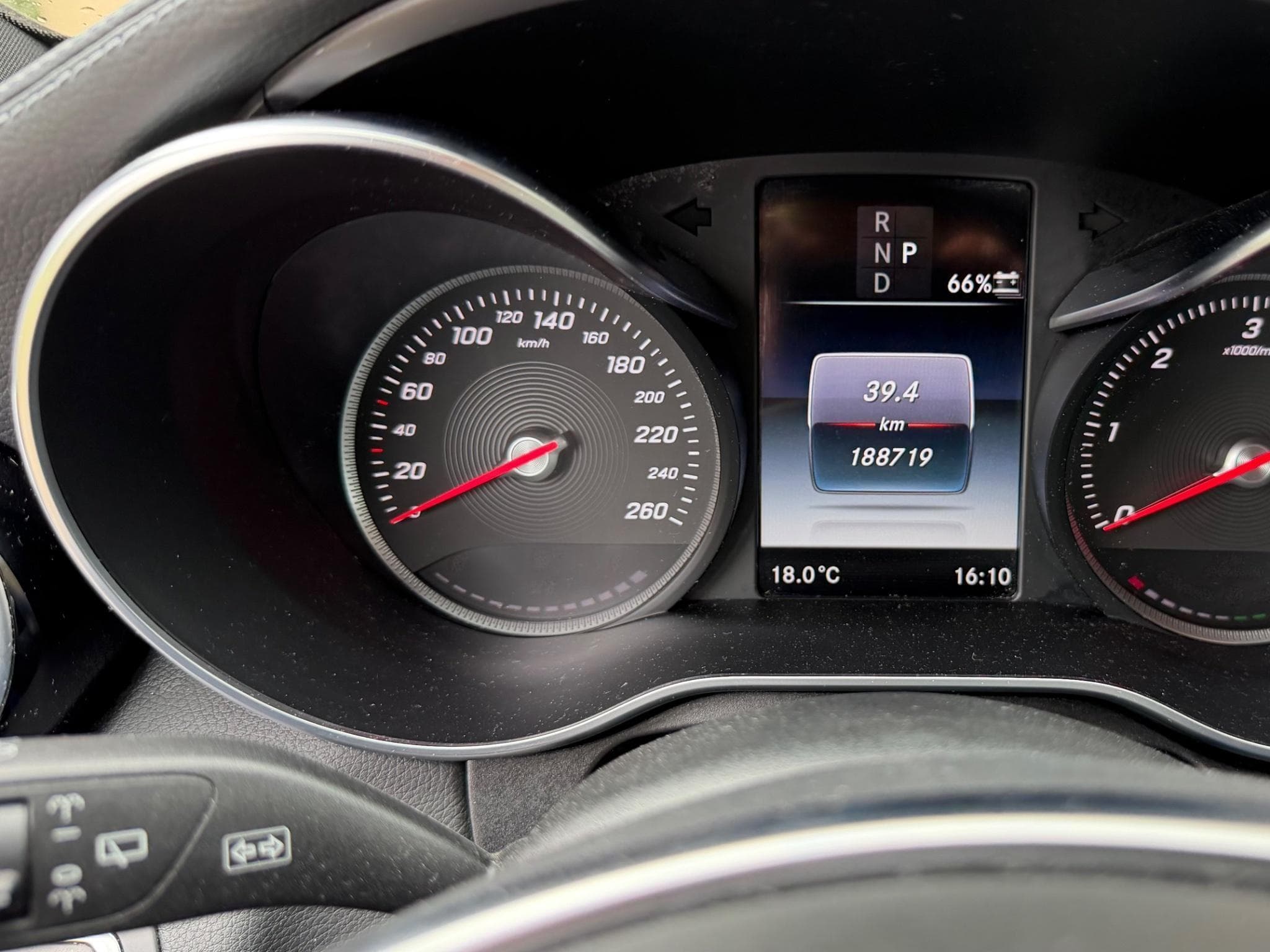 Mercedes C 300 H (2015) - Foto 9