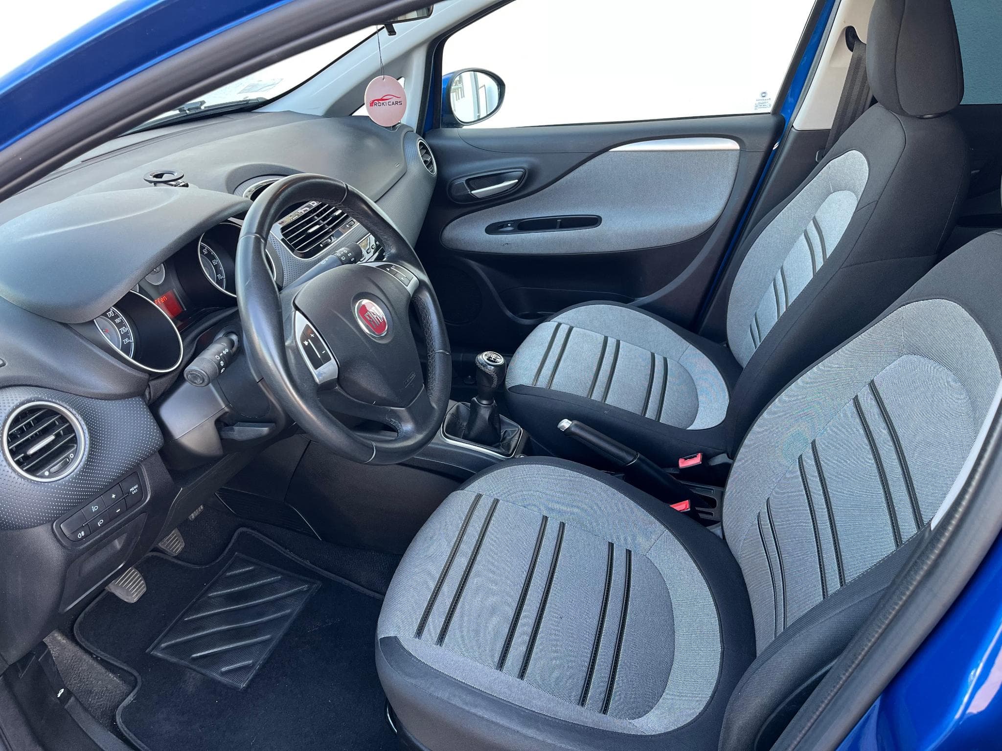 Fiat Punto Evo 1.3 D (2012) - Foto 12