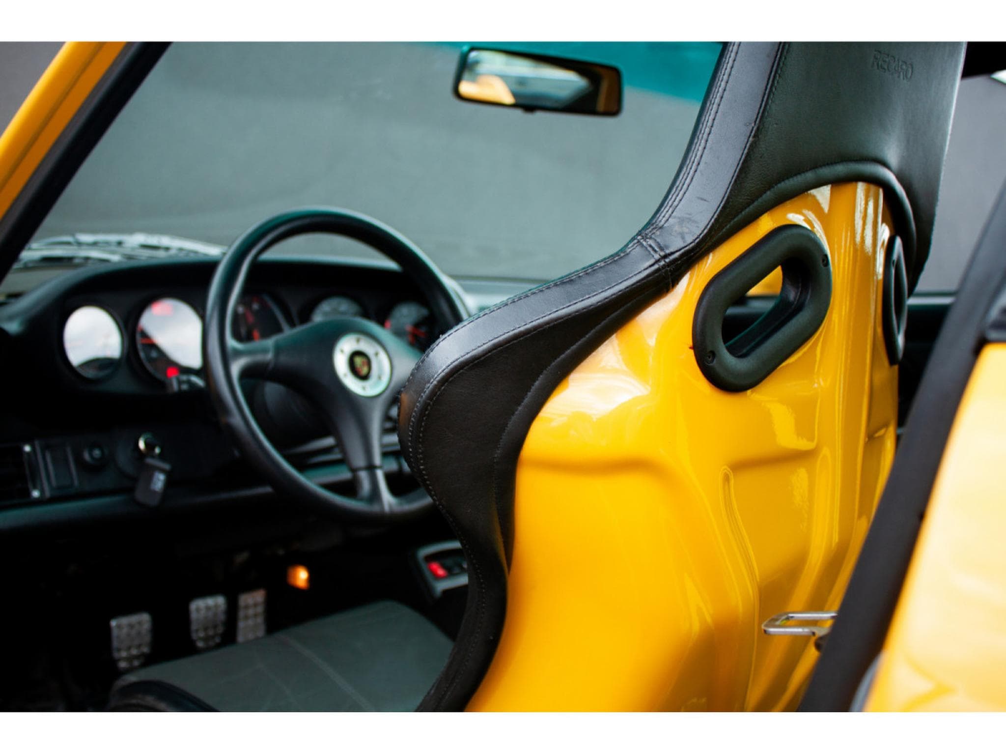 Porsche 911 Carrera RS (1996) - Photo 19