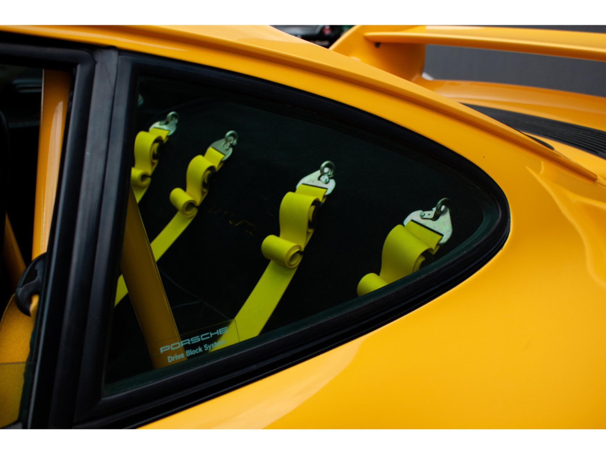 Porsche 911 Carrera RS (1996) - Photo 22