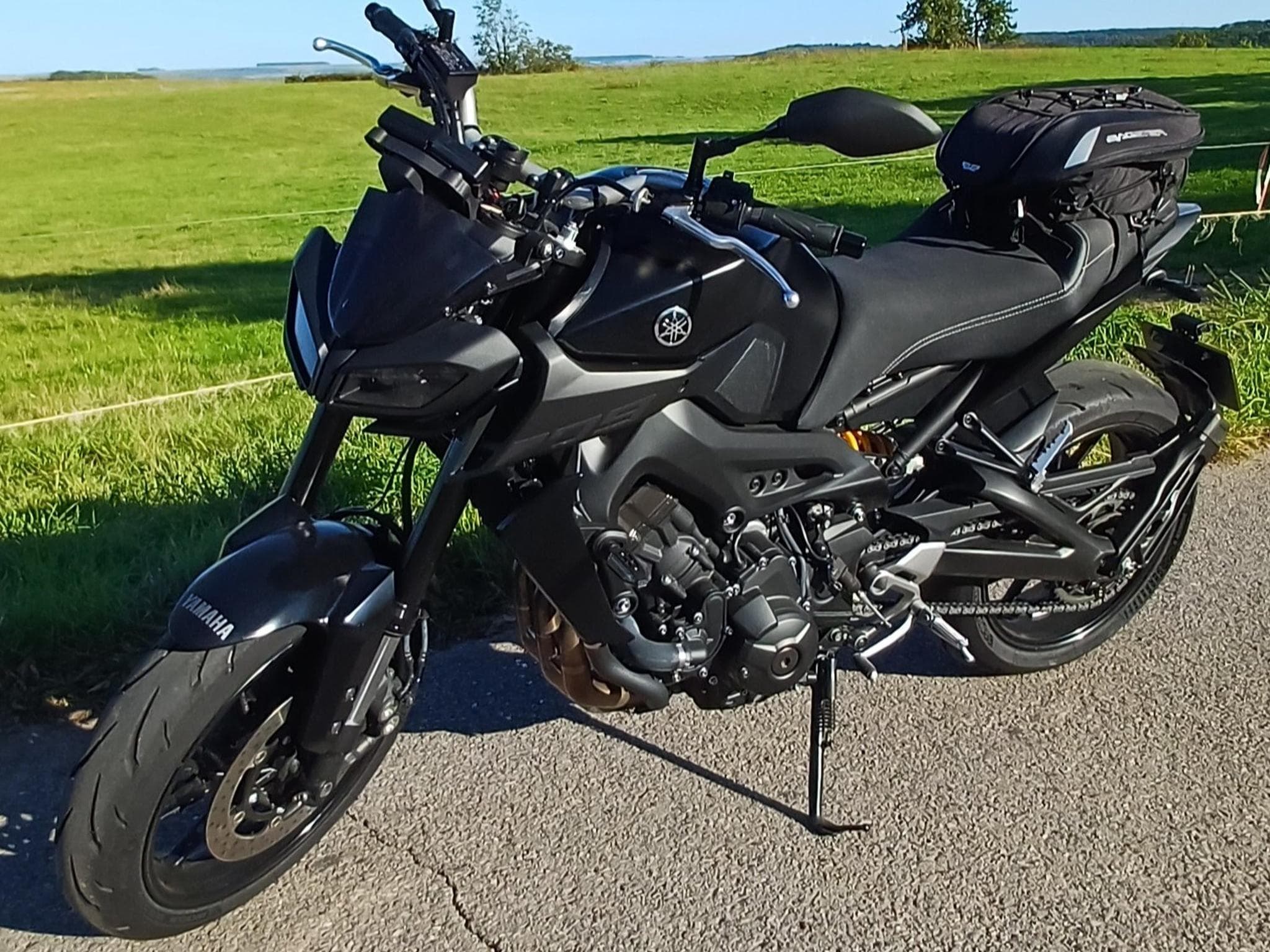 Yamaha MT09 Full Black (2020) - Foto 1