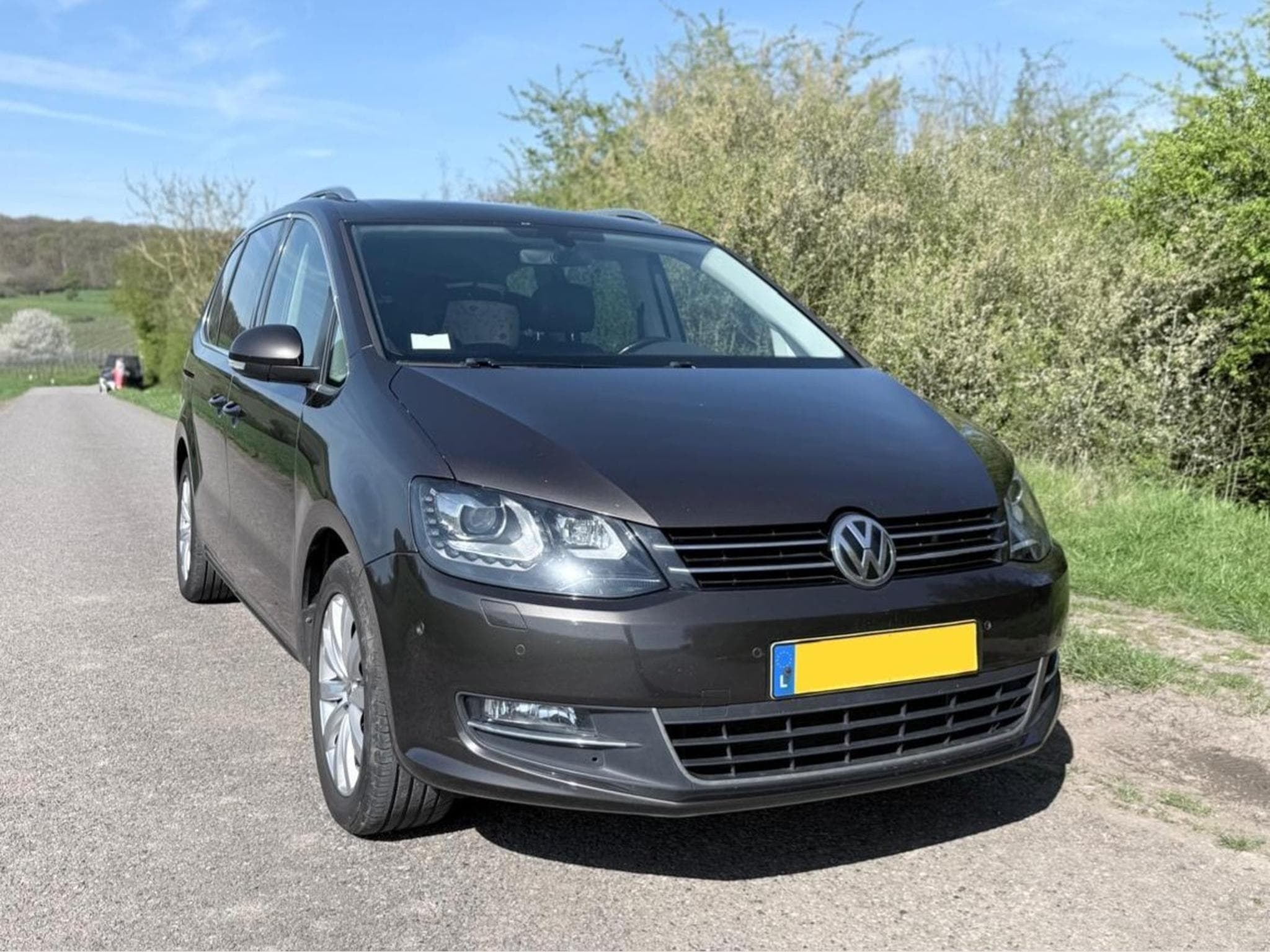 VW Sharan 2.0 TDI Highline , 184 PS, 7 places (2016) - Photo 1