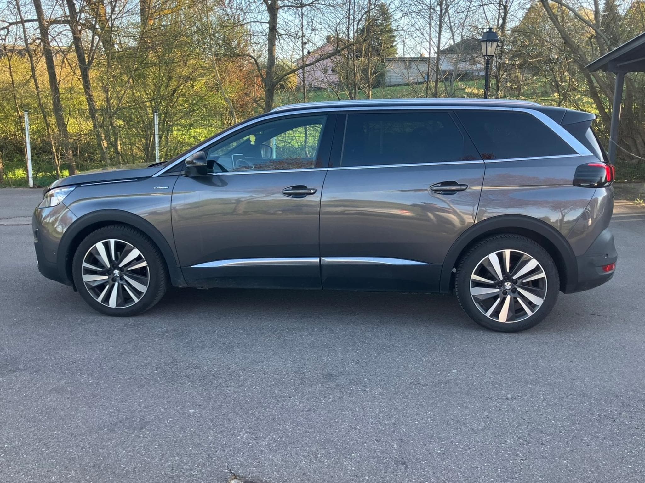 Peugeot 5008 GT Line (2019) - Photo 6