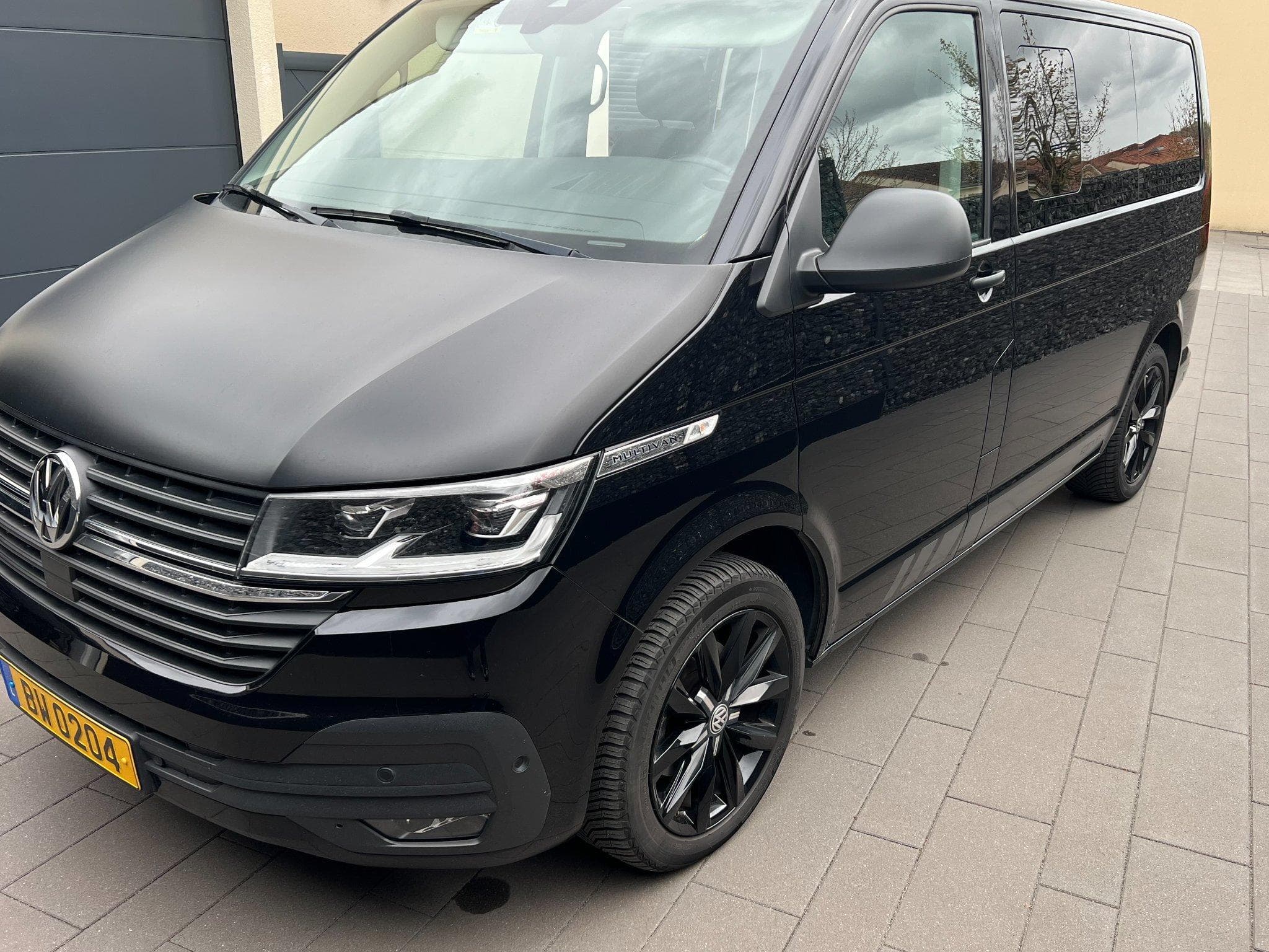 VW Multivan Trendline/150ch TDI DSG7 4Motion (2022) - Photo 2