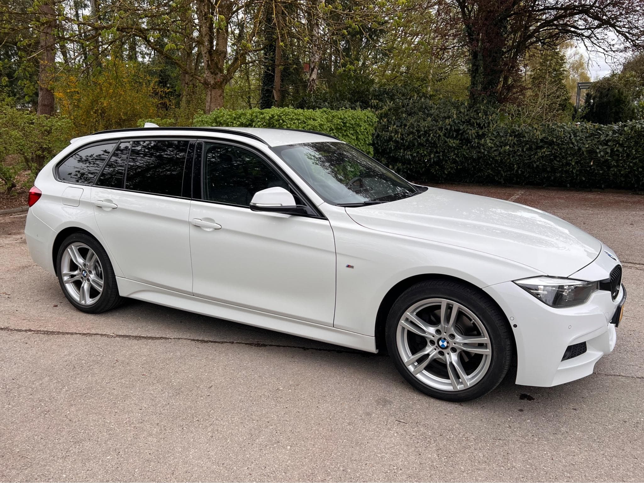 BMW 320 BMW 320d xDrive Touring M (2019) - Photo 3