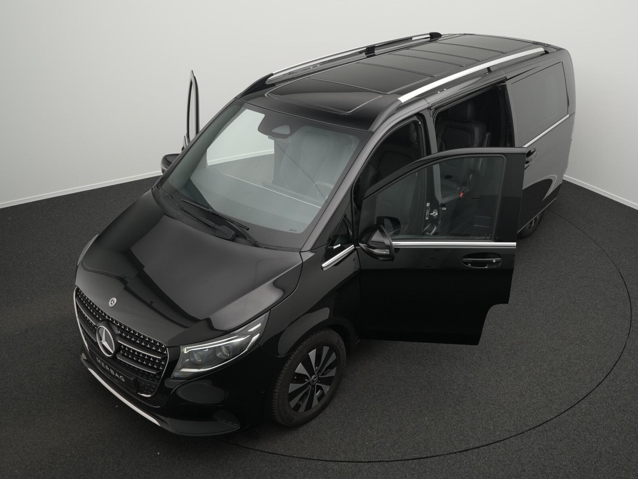 Mercedes V d RWD Avantgarde extralang (2024) - Photo 12