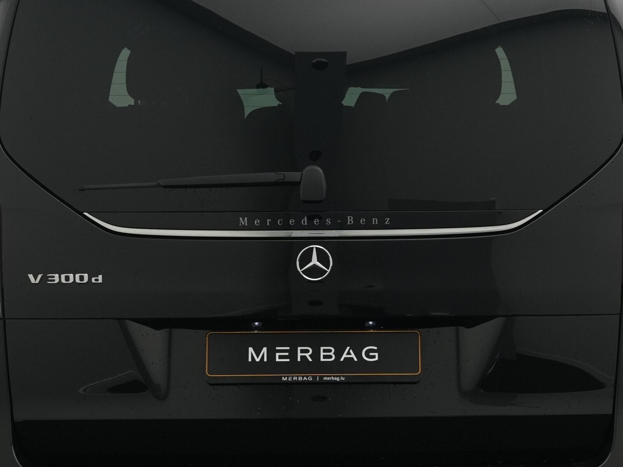 Mercedes V d RWD Avantgarde extralang (2024) - Photo 15