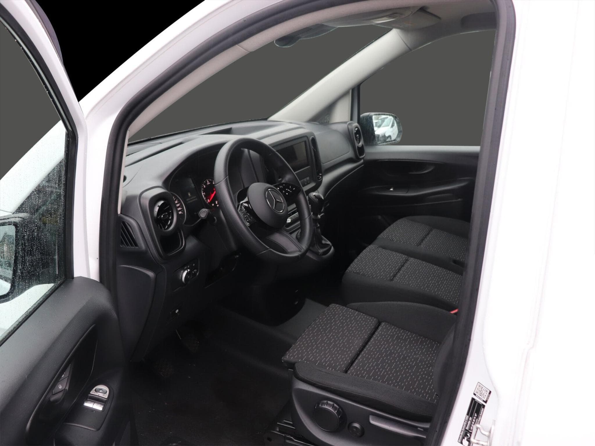 Mercedes Vito 116 CDI Kasten Lang (1970) - Photo 8