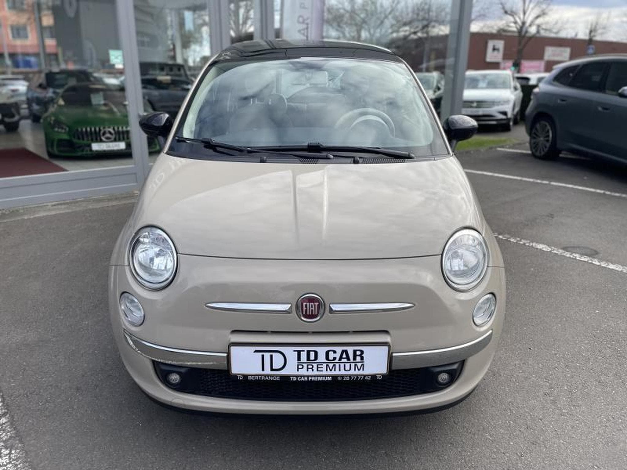 Fiat 500 1.2 LOUNGE Toit Ouvrant (2015) - Photo 2