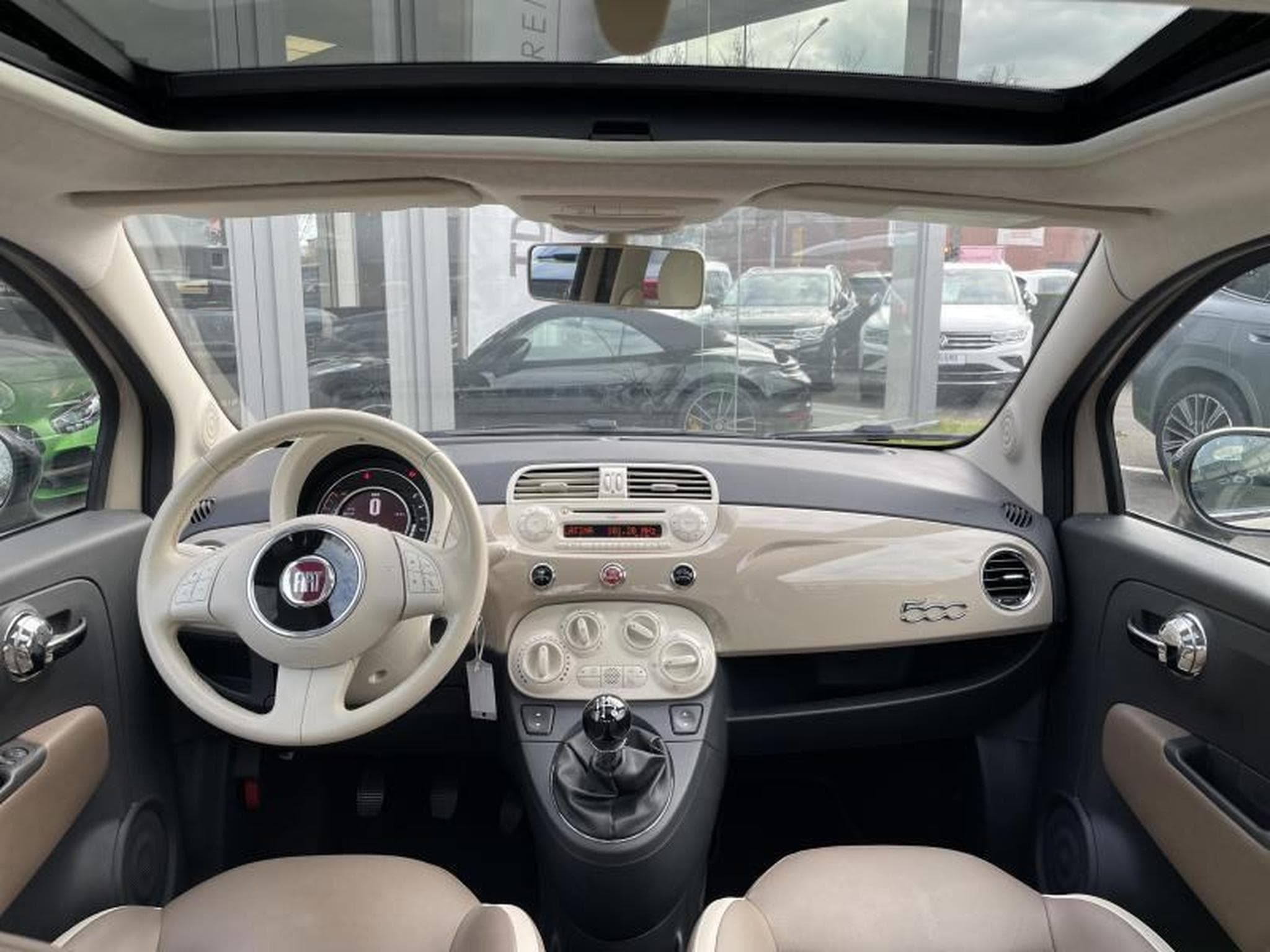Fiat 500 1.2 LOUNGE Toit Ouvrant (2015) - Photo 12
