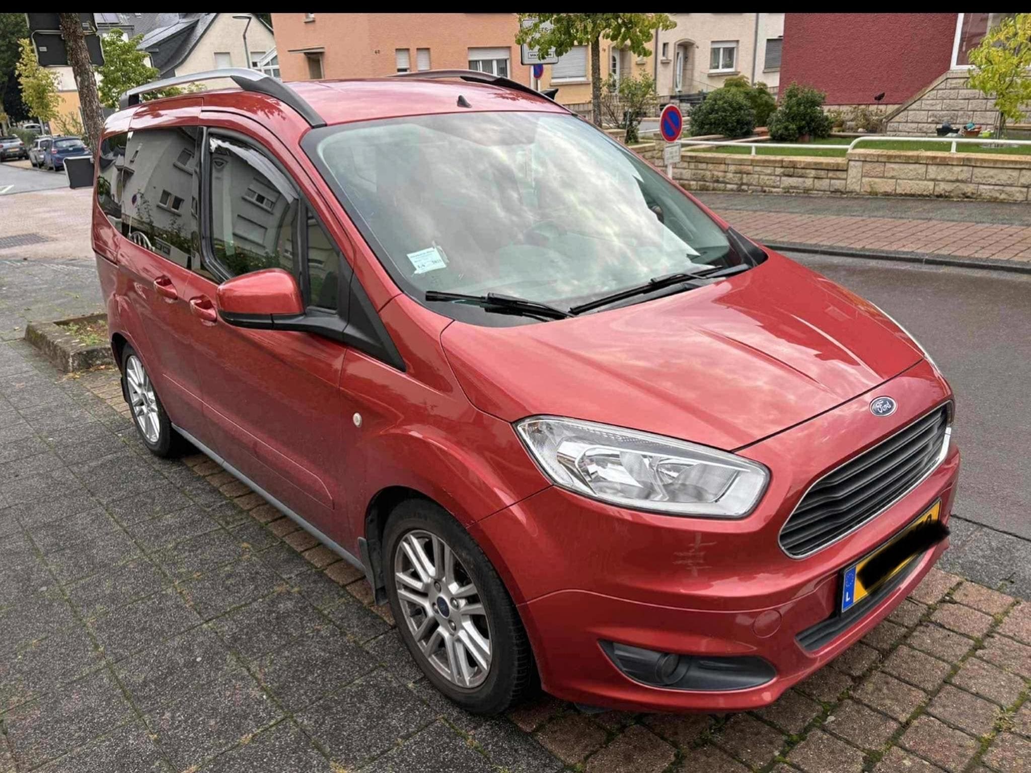 Ford Courier (2015) - Photo 2