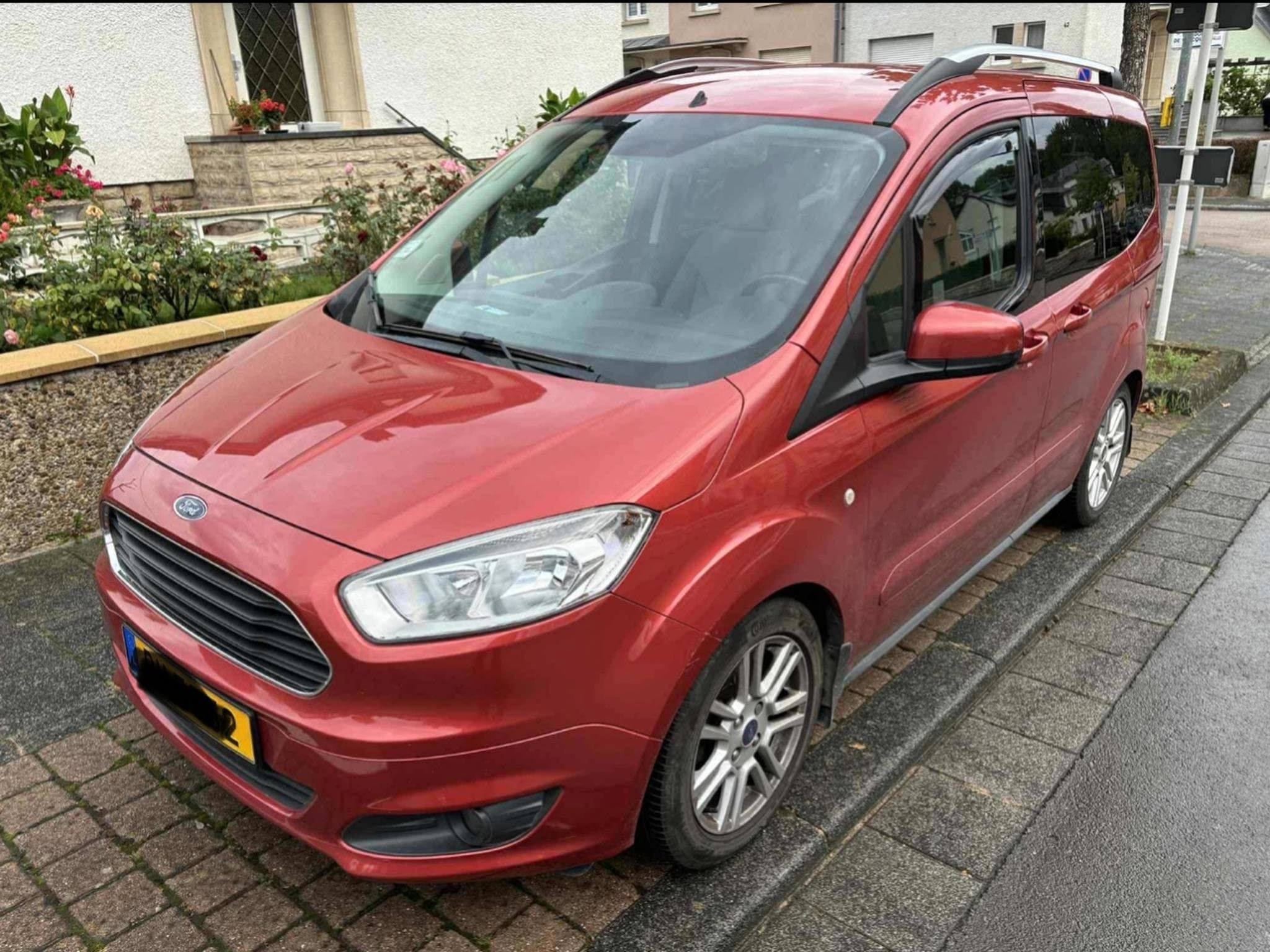 Ford Courier (2015) - Photo 3