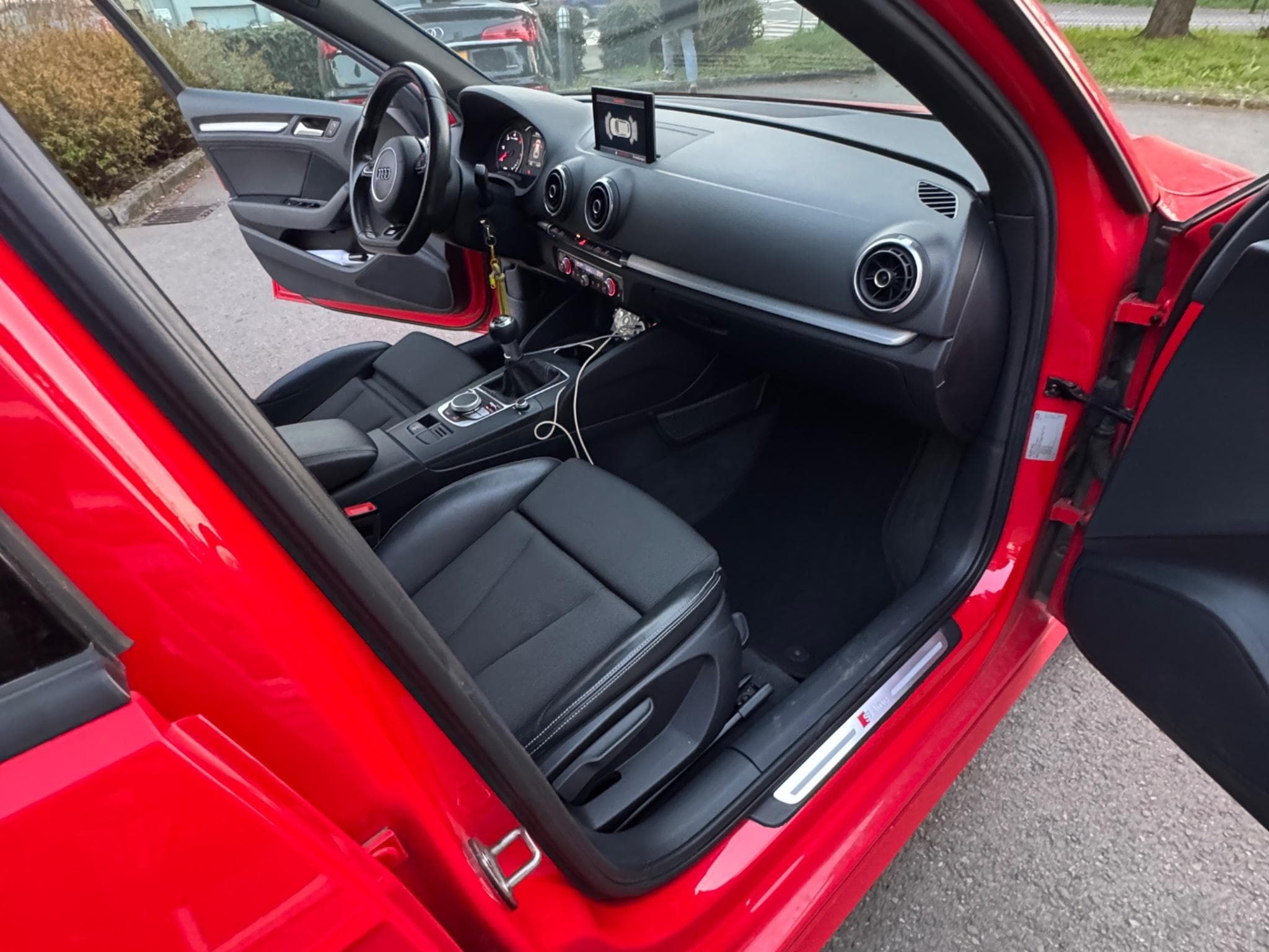 Audi A3 S-line (2016) - Photo 9