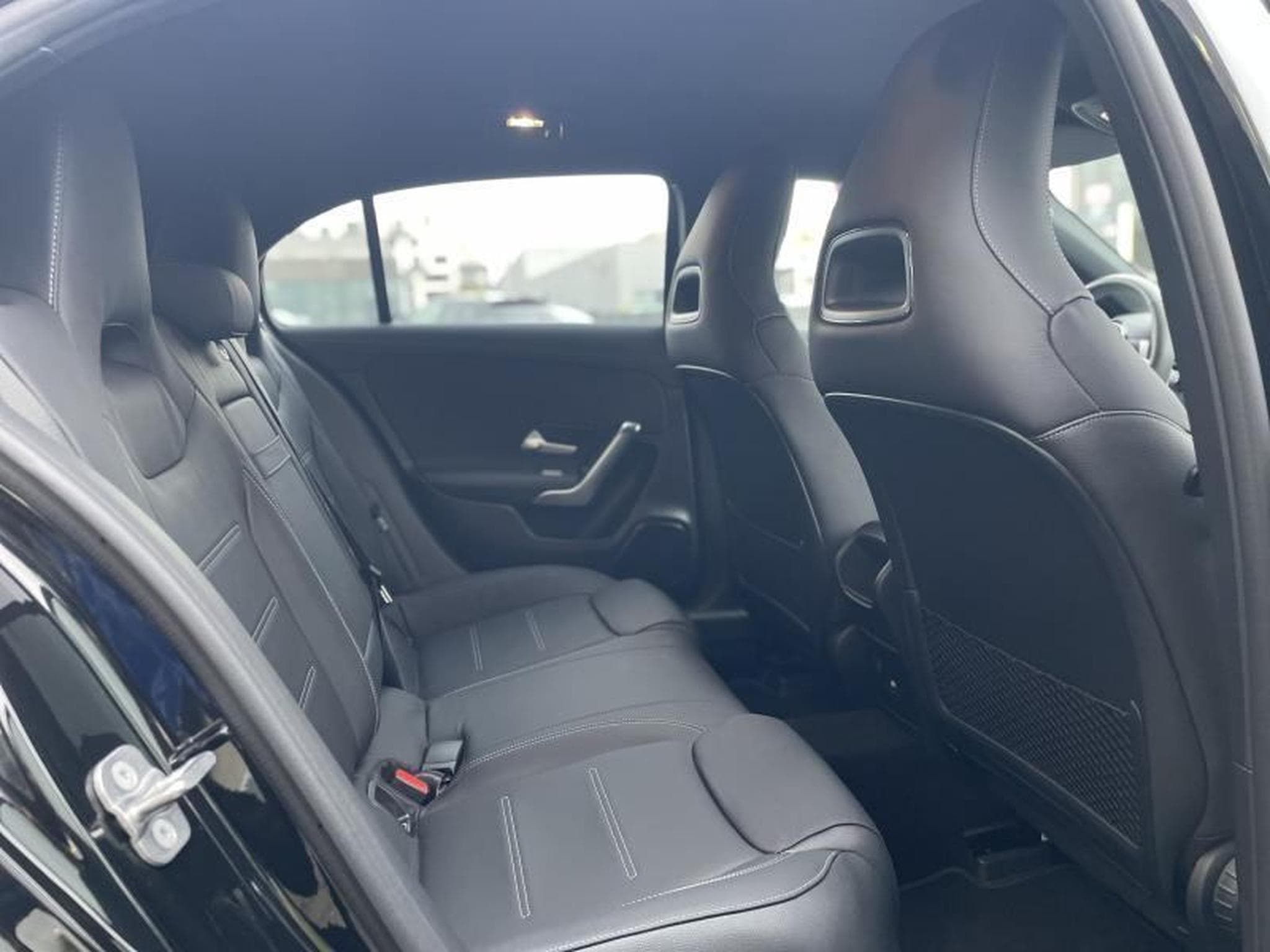 Mercedes A 200 AMG Line 7G-DCT (2025) - Photo 5