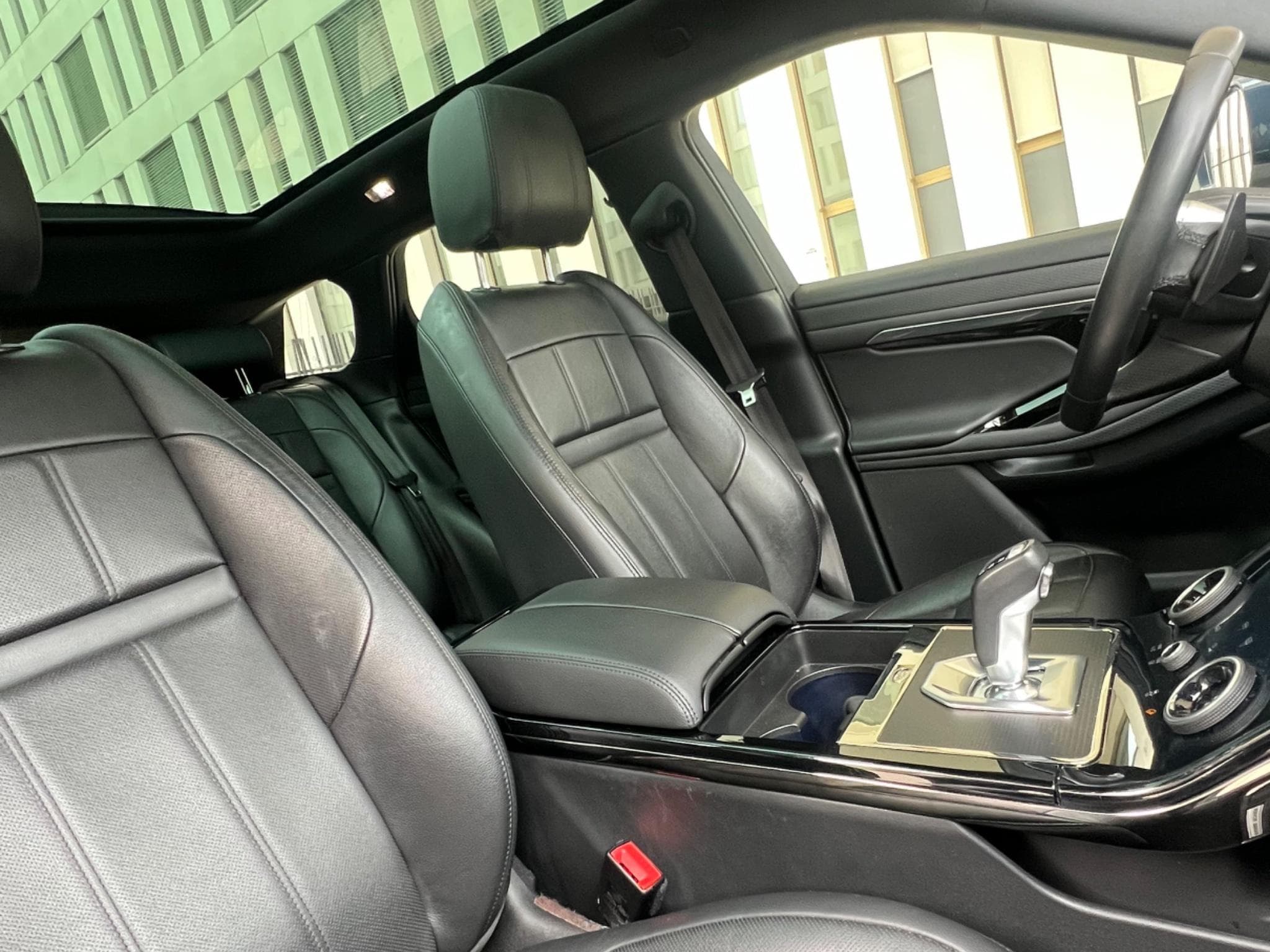 Land-Rover Range Rover Evoque R-DYNAMIC - New model - panorama - 20 " (2020) - Photo 5