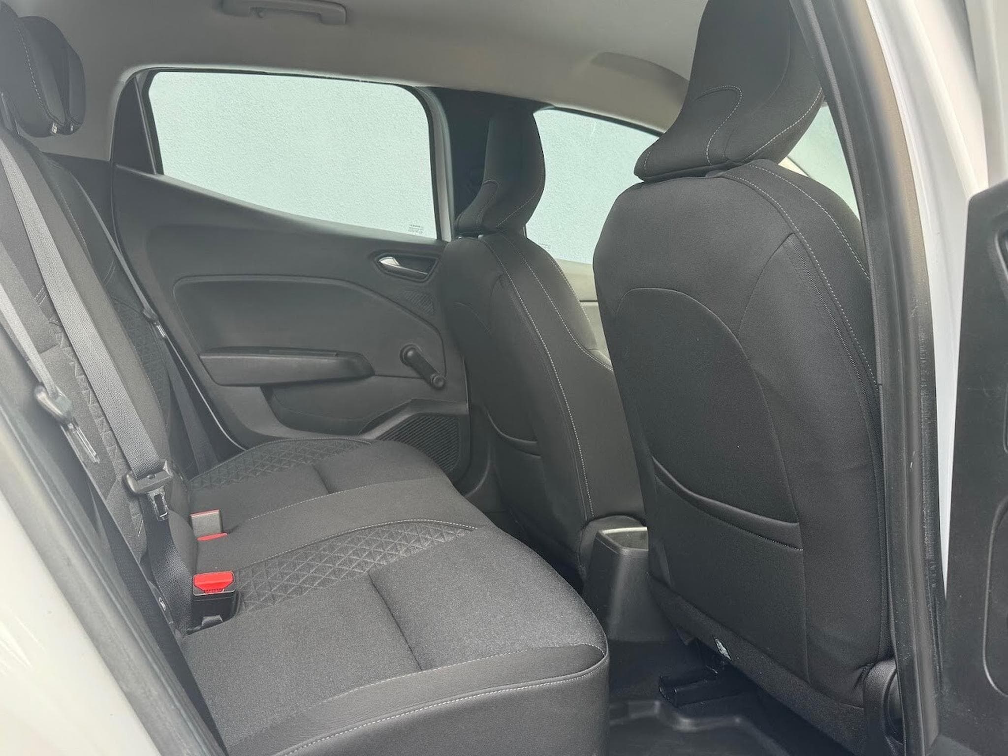 Renault Clio V 1,0 TCE 100 CV CORPORATE EDITION APPLECARPLAY 1 ERE MAIN (2020) - Photo 11