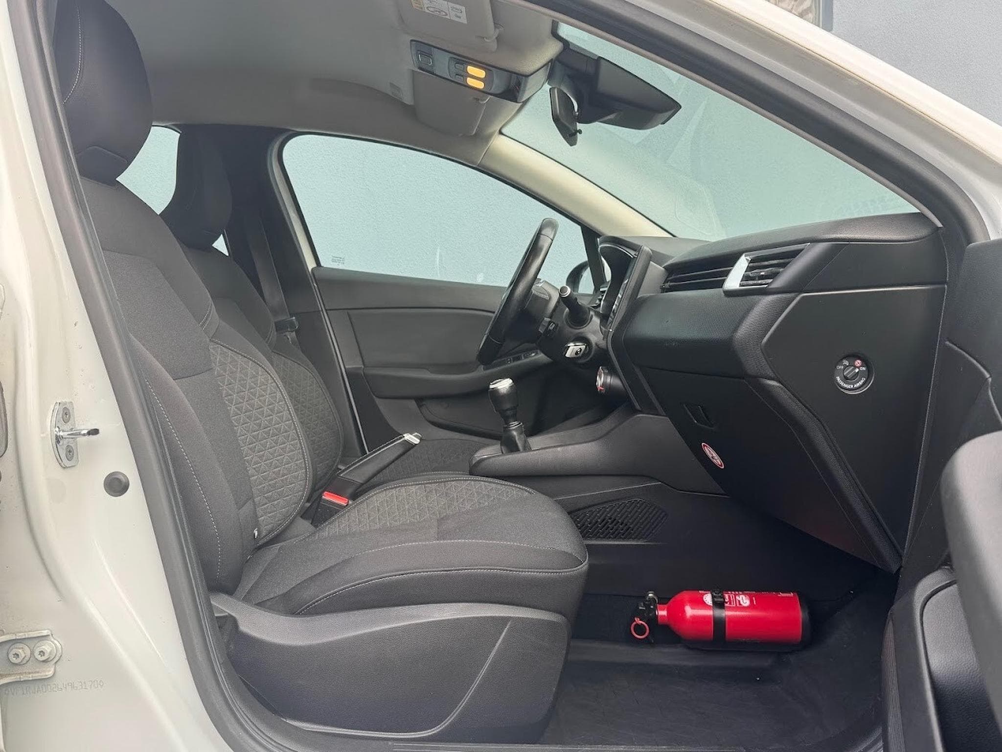 Renault Clio V 1,0 TCE 100 CV CORPORATE EDITION APPLECARPLAY 1 ERE MAIN (2020) - Photo 12