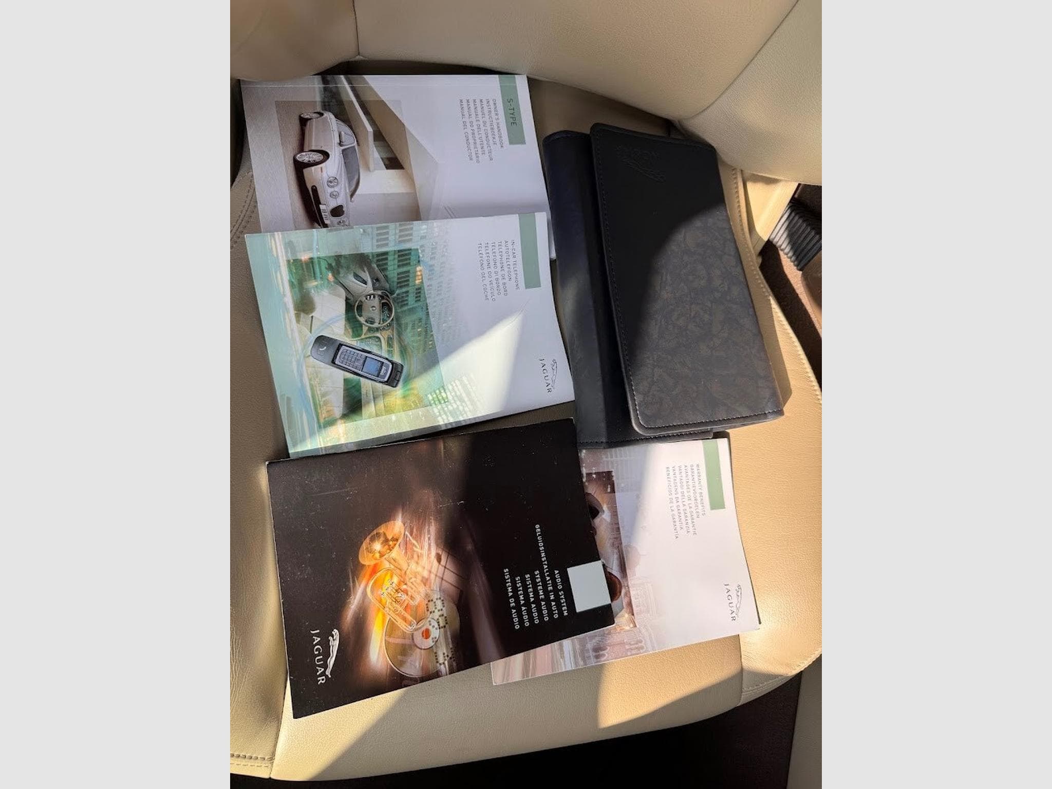 Jaguar S-Type 2.7 BI-TURBO 207 CV SOVEREIGN (2007) - Photo 15