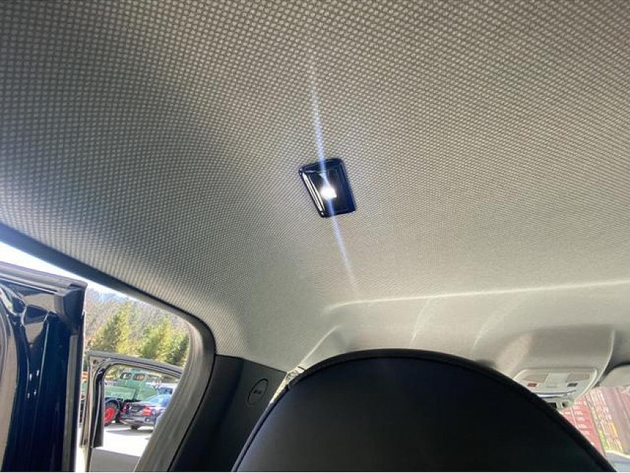 Jeep Wrangler (2025) - Foto 13