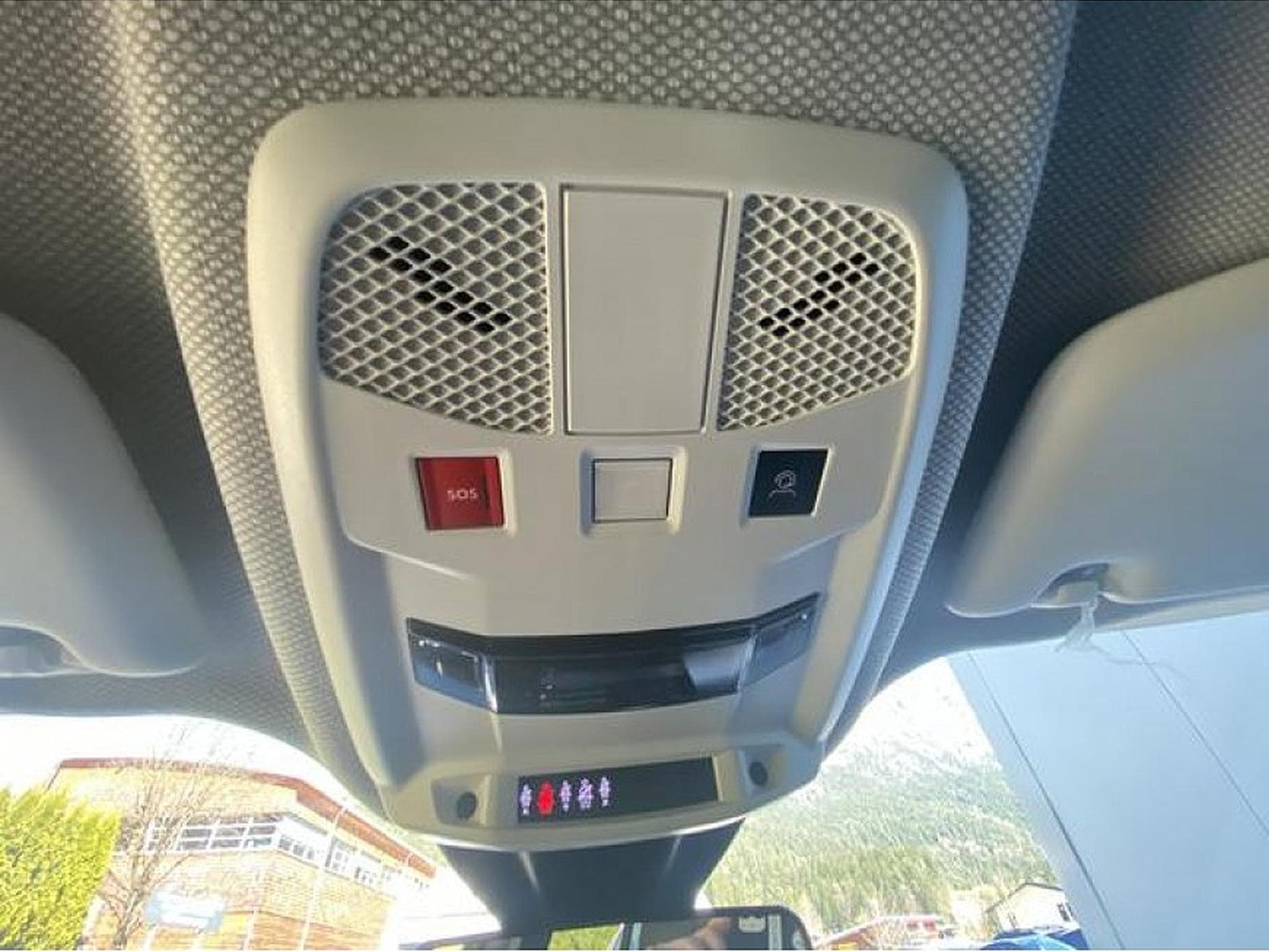 Jeep Wrangler (2025) - Foto 24