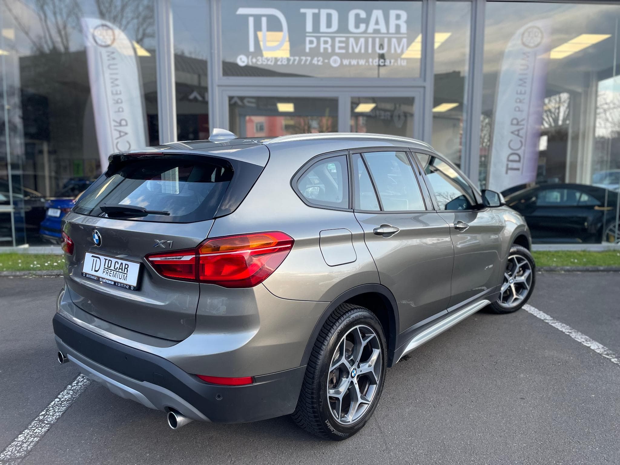 BMW X1 20i xDrive XLine Auto (2016) - Foto 17