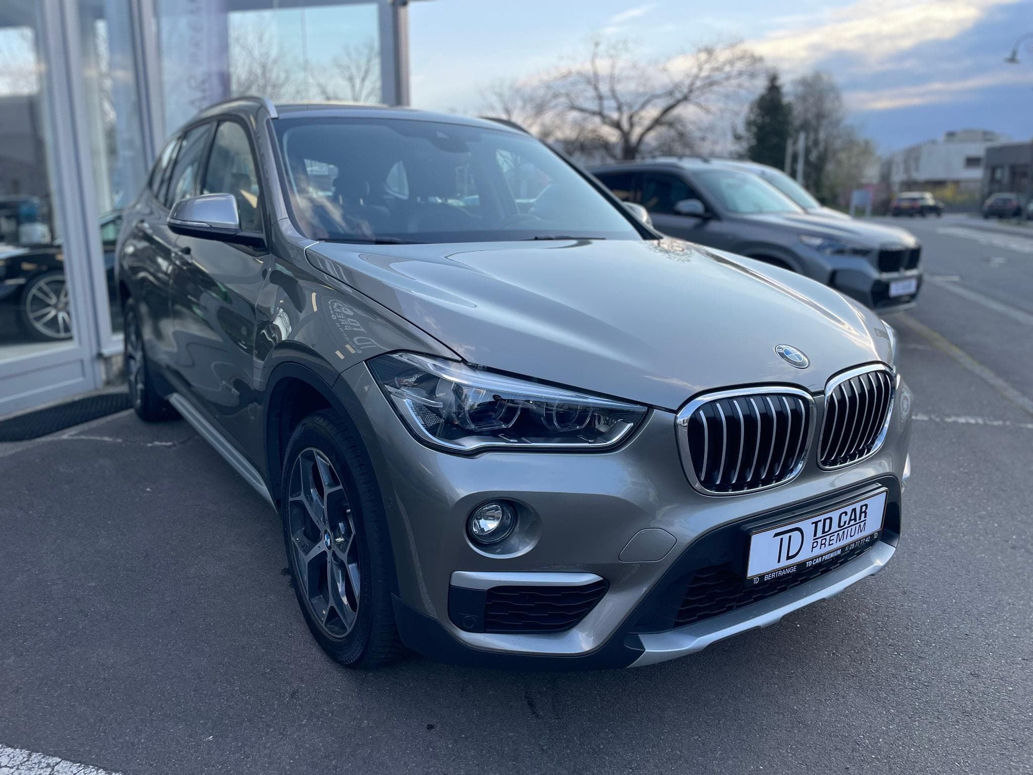 BMW X1 20i xDrive XLine Auto (2016) - Foto 3