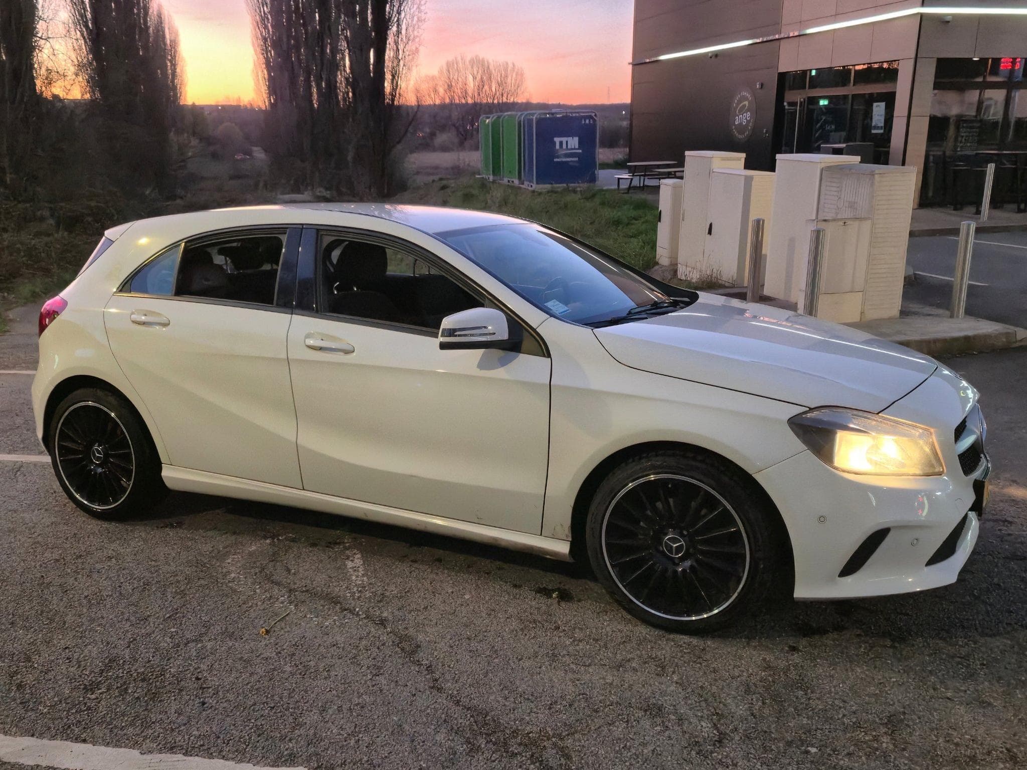 Mercedes A 200 (2018) - Foto 2
